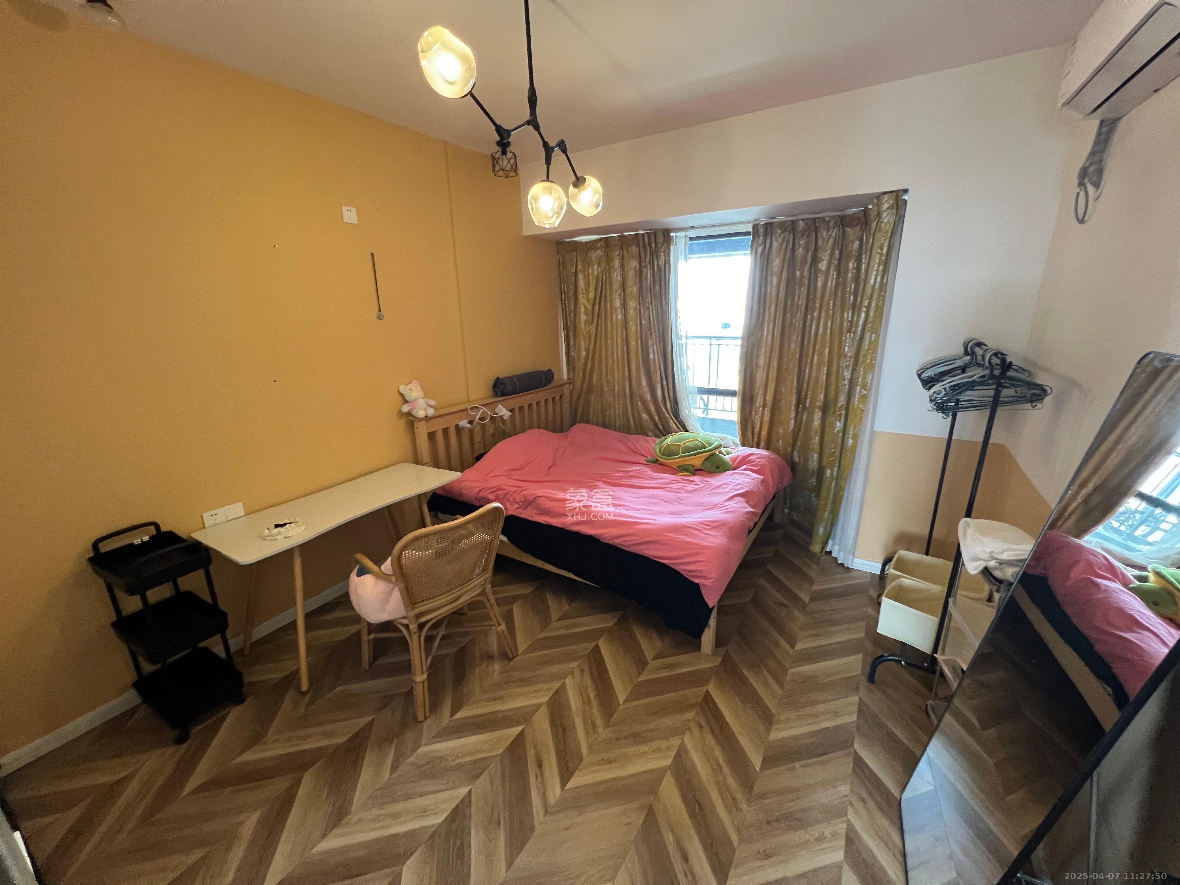 天祥水晶湾 4室2厅2卫 5500.0元/月 天祥水晶湾 4室2厅2卫 5500.0元/月室内图