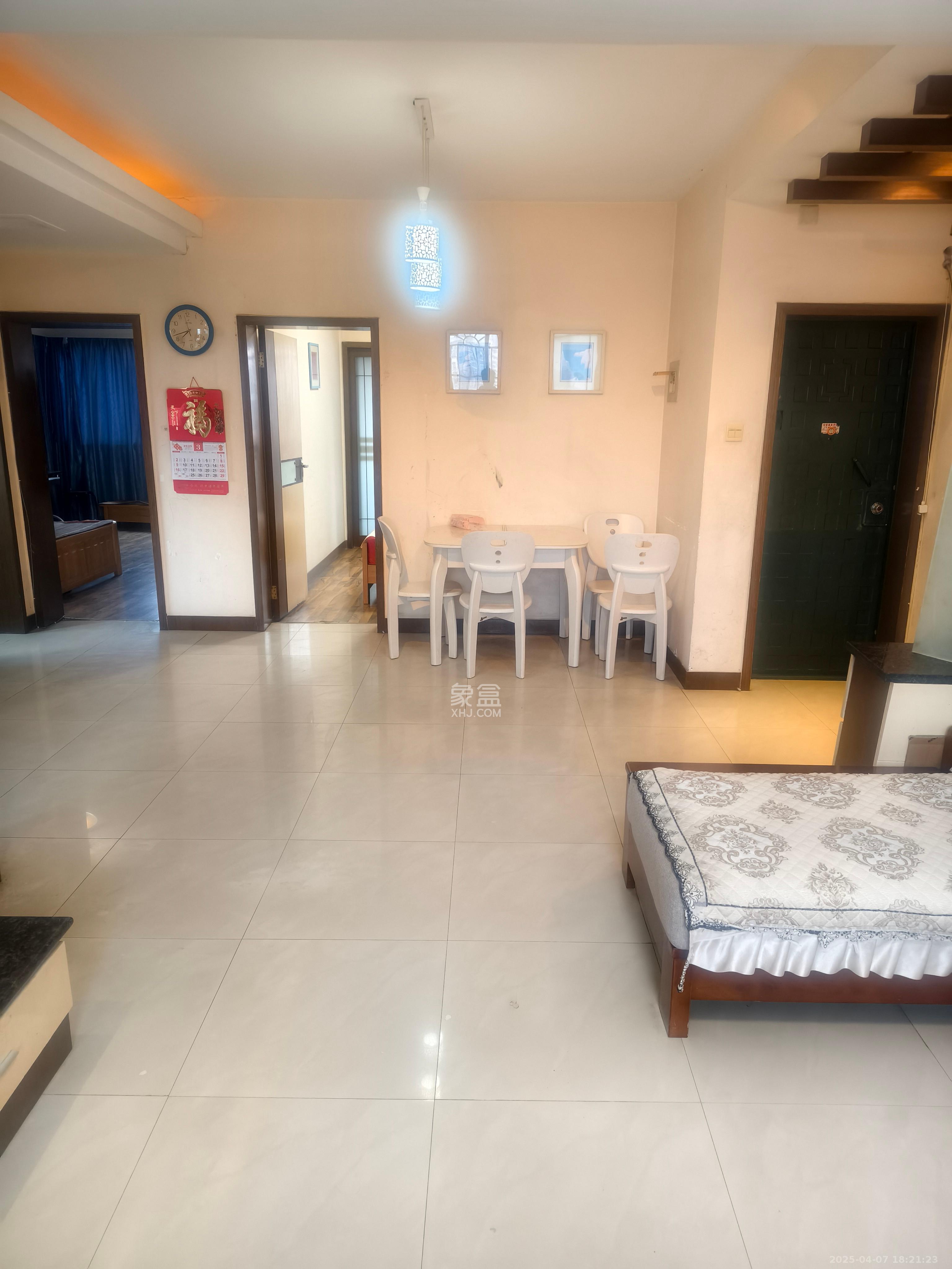 丽都苑 3室1厅1卫 1500.0元/月 丽都苑 3室1厅1卫 1500.0元/月室内图