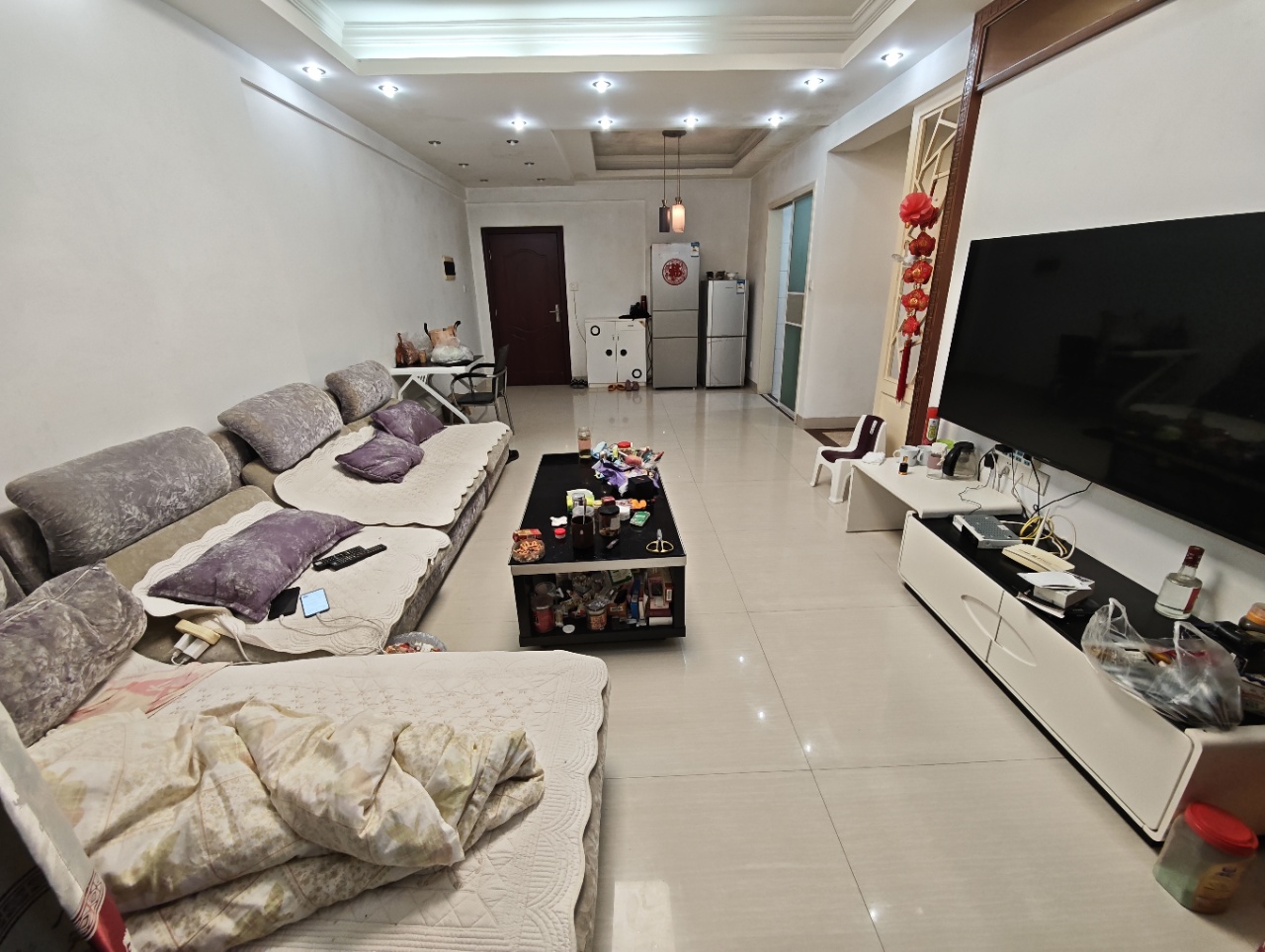 易瓒良庄  2室2厅1卫   1600.00元/月室内图