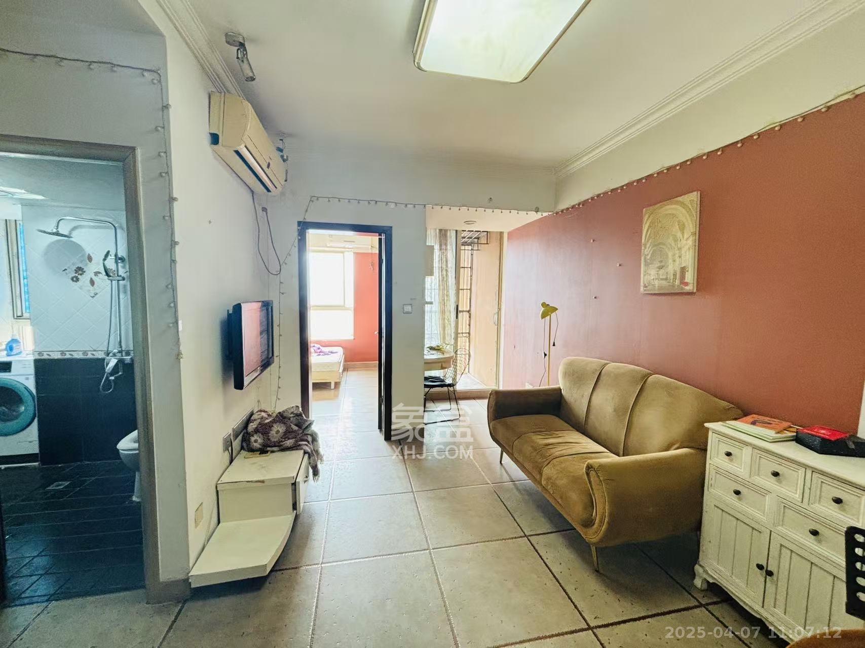 白沙晶城 1室1厅1卫 1650.0元/月 白沙晶城 1室1厅1卫 1650.0元/月室内图