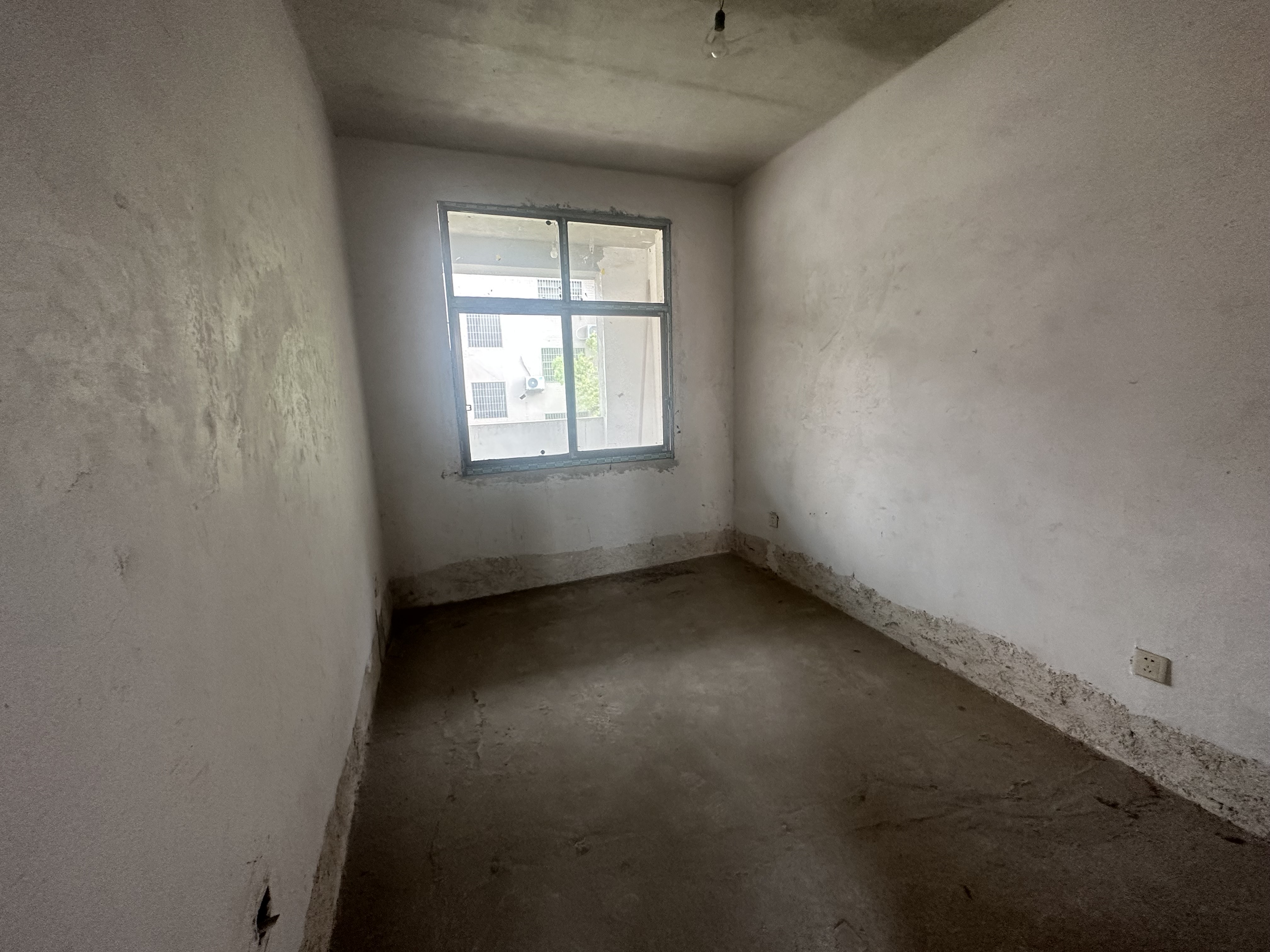 大屋小区(保障性住房) 3室2厅1卫 36.8万 大屋小区(保障性住房) 3室2厅1卫 36.8万客厅