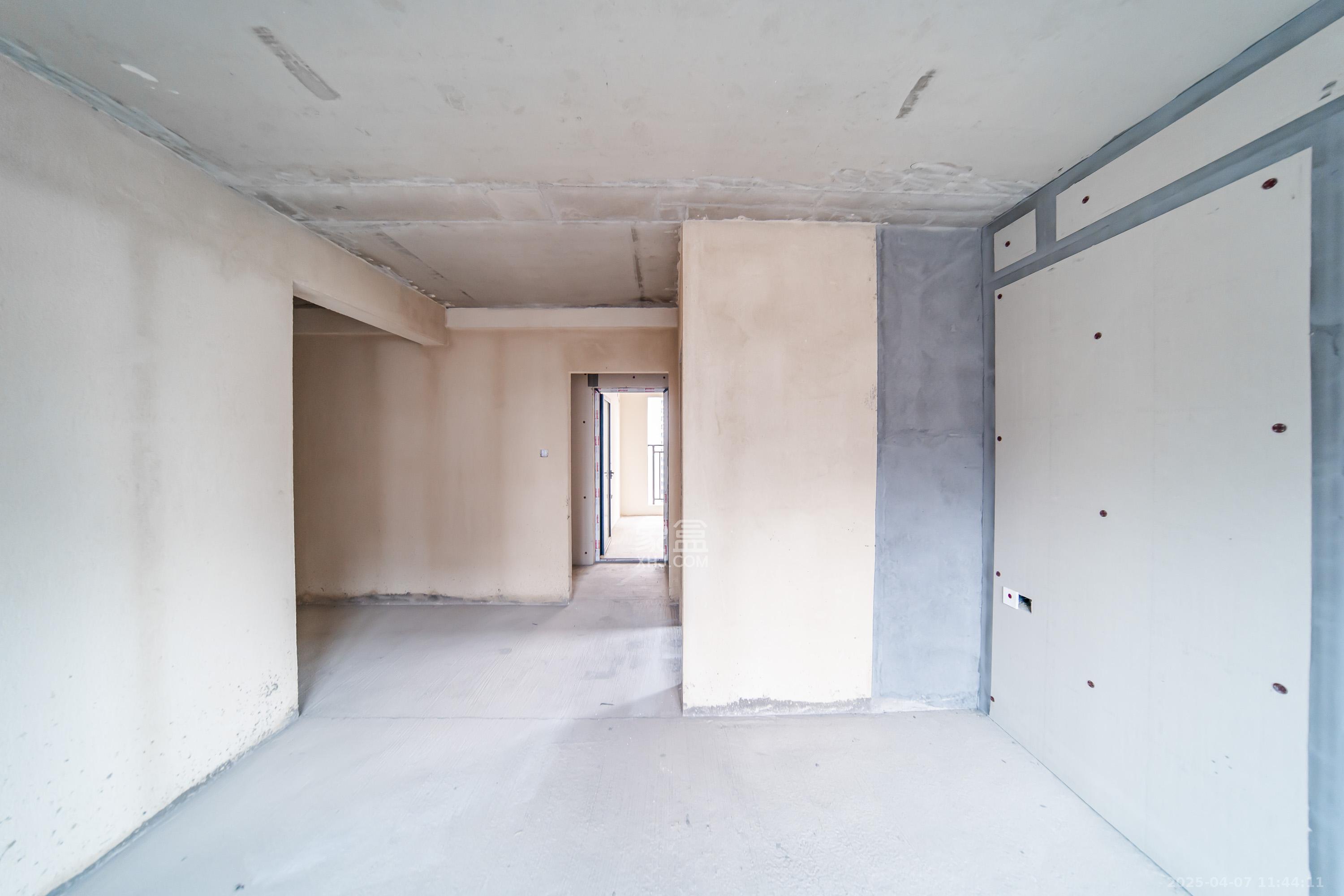 城发恒伟洋湖映2009 4室2厅2卫 1800.0元/月 城发恒伟洋湖映2009 4室2厅2卫 1800.0元/月室内图