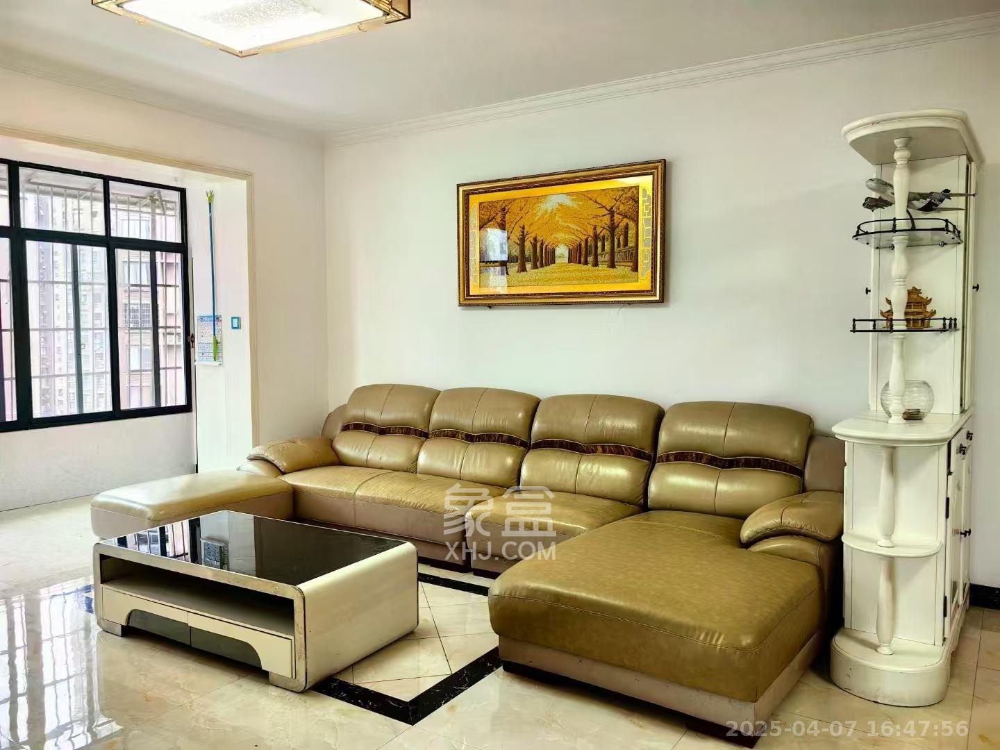 幸福里润城(幸福里二期) 3室2厅2卫 2300.0元/月 幸福里润城(幸福里二期) 3室2厅2卫 2300.0元/月室内图