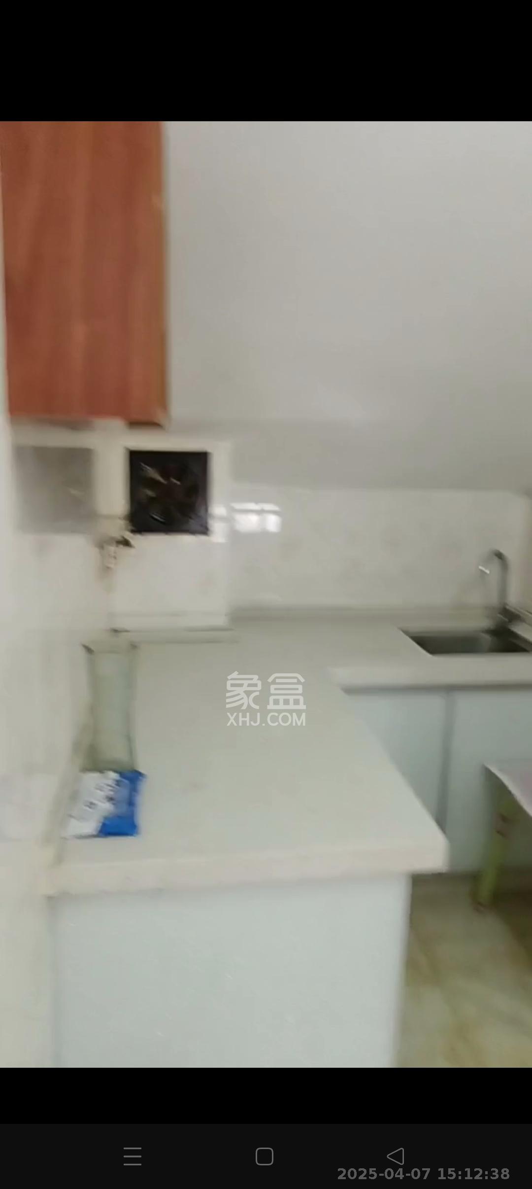 麓枫和苑  1室1厅1卫    1400.0元/月 麓枫和苑  1室1厅1卫    1400.0元/月室内图