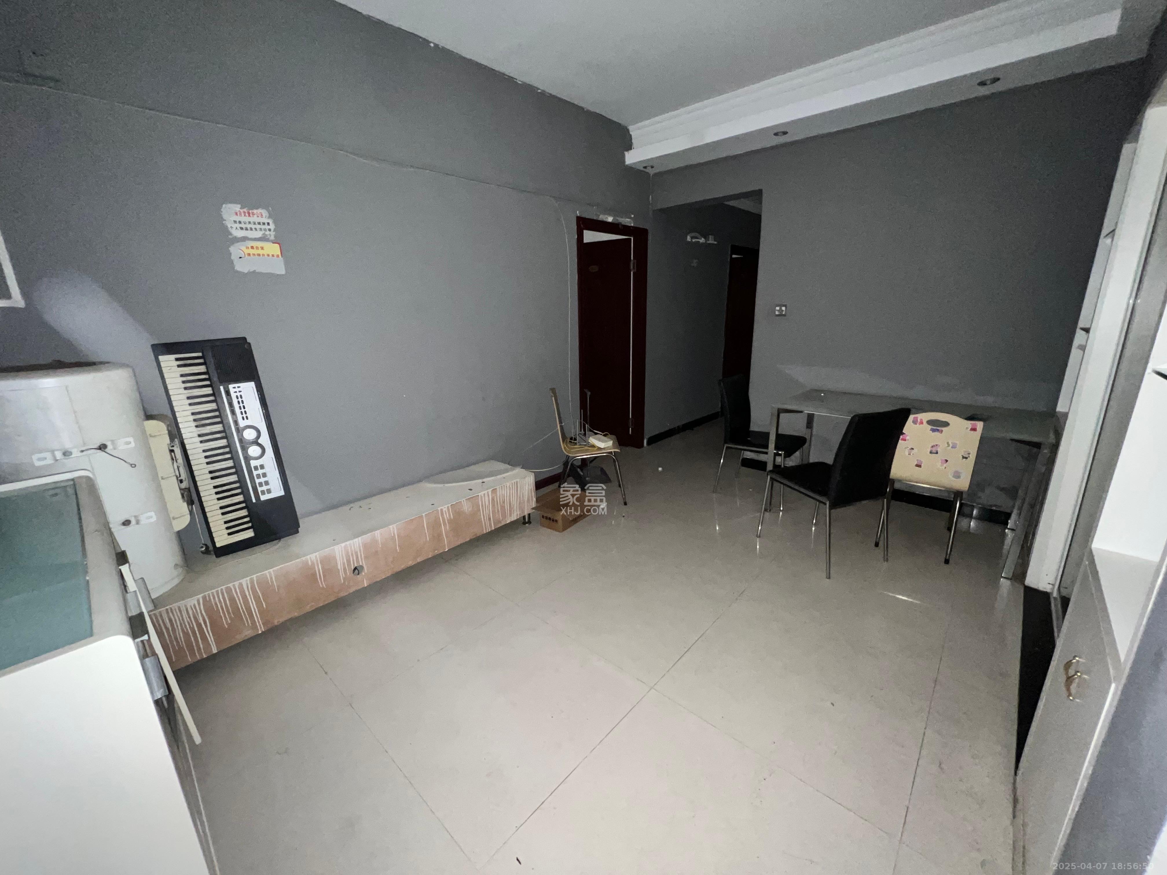 恒盛世家 4室1厅2卫 2000.0元/月 恒盛世家 4室1厅2卫 2000.0元/月室内图