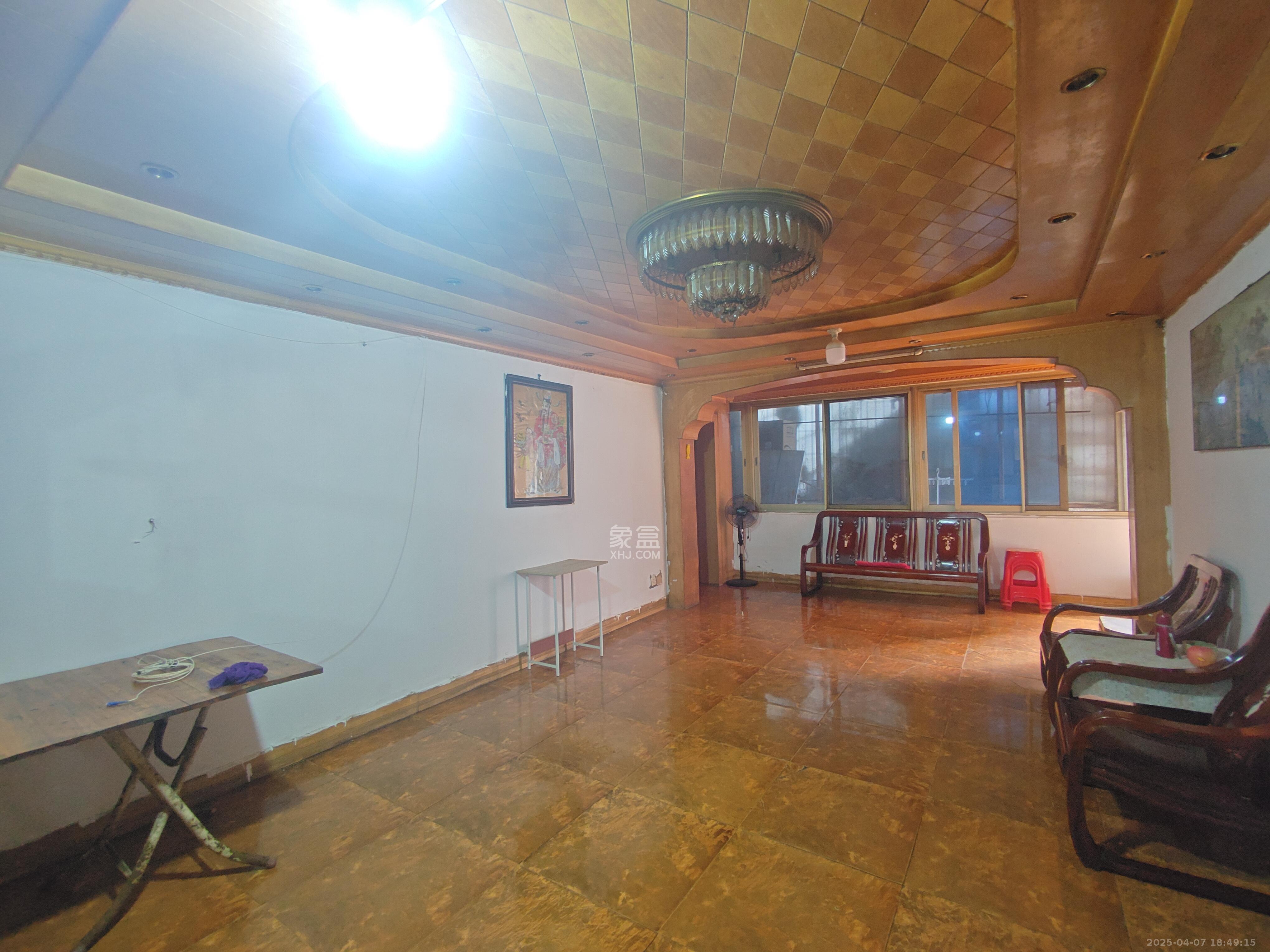 学宫街散盘 1室2厅1卫 3480.0元/月 学宫街散盘 1室2厅1卫 3480.0元/月室内图