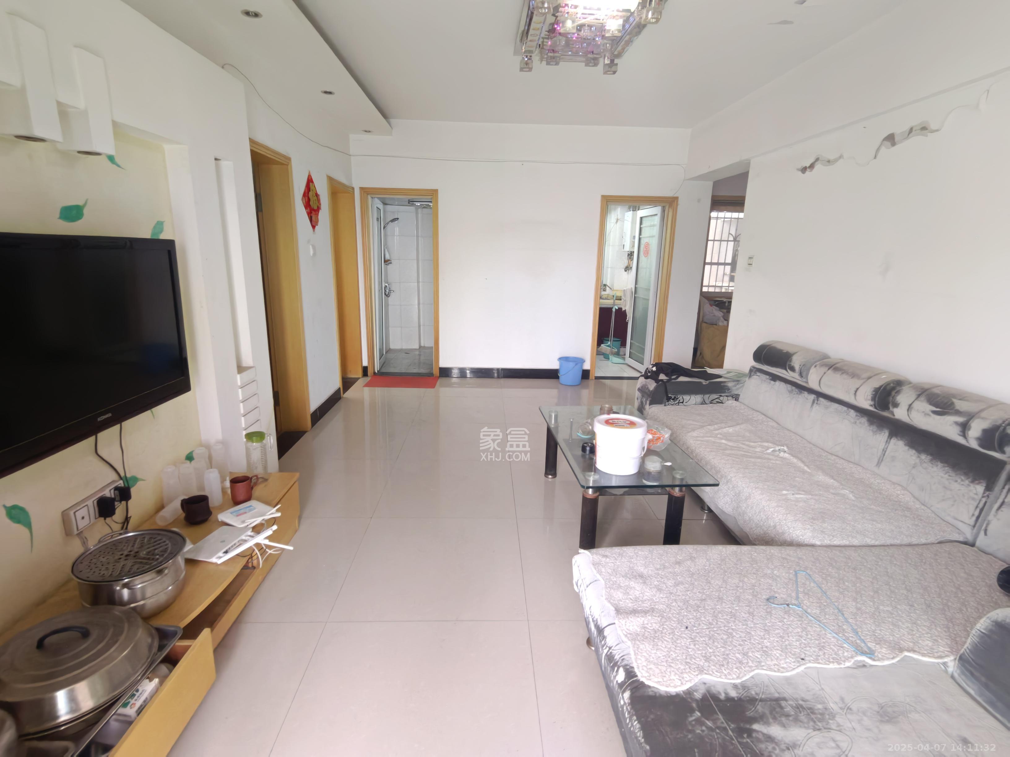 未来现代城 2室2厅1卫 1700.0元/月 未来现代城 2室2厅1卫 1700.0元/月室内图