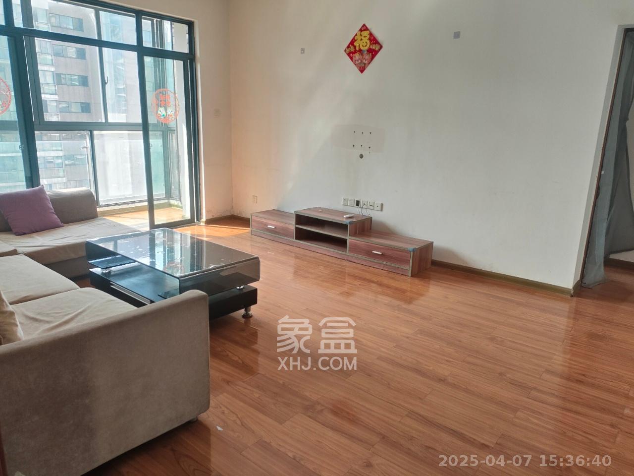 湘江世纪城贯江苑  1室2厅2卫    2200.0元/月 湘江世纪城贯江苑  1室2厅2卫    2200.0元/月