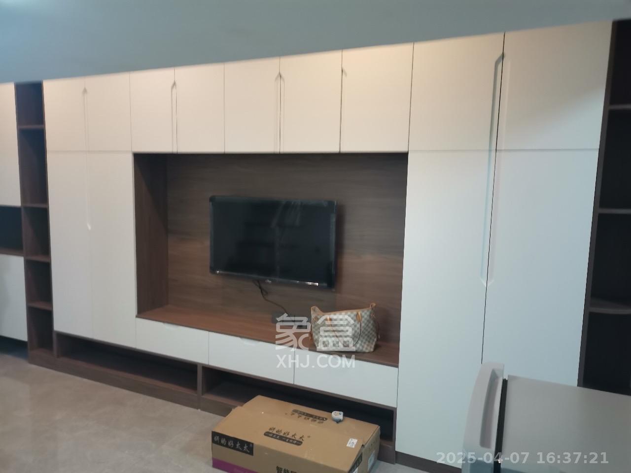 裕天国际商汇中心 1室1厅1卫 1400.0元/月 裕天国际商汇中心 1室1厅1卫 1400.0元/月室内图