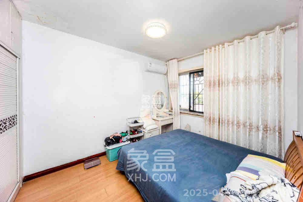 南沙公寓  3室1厅1卫   2300.00元/月室内图