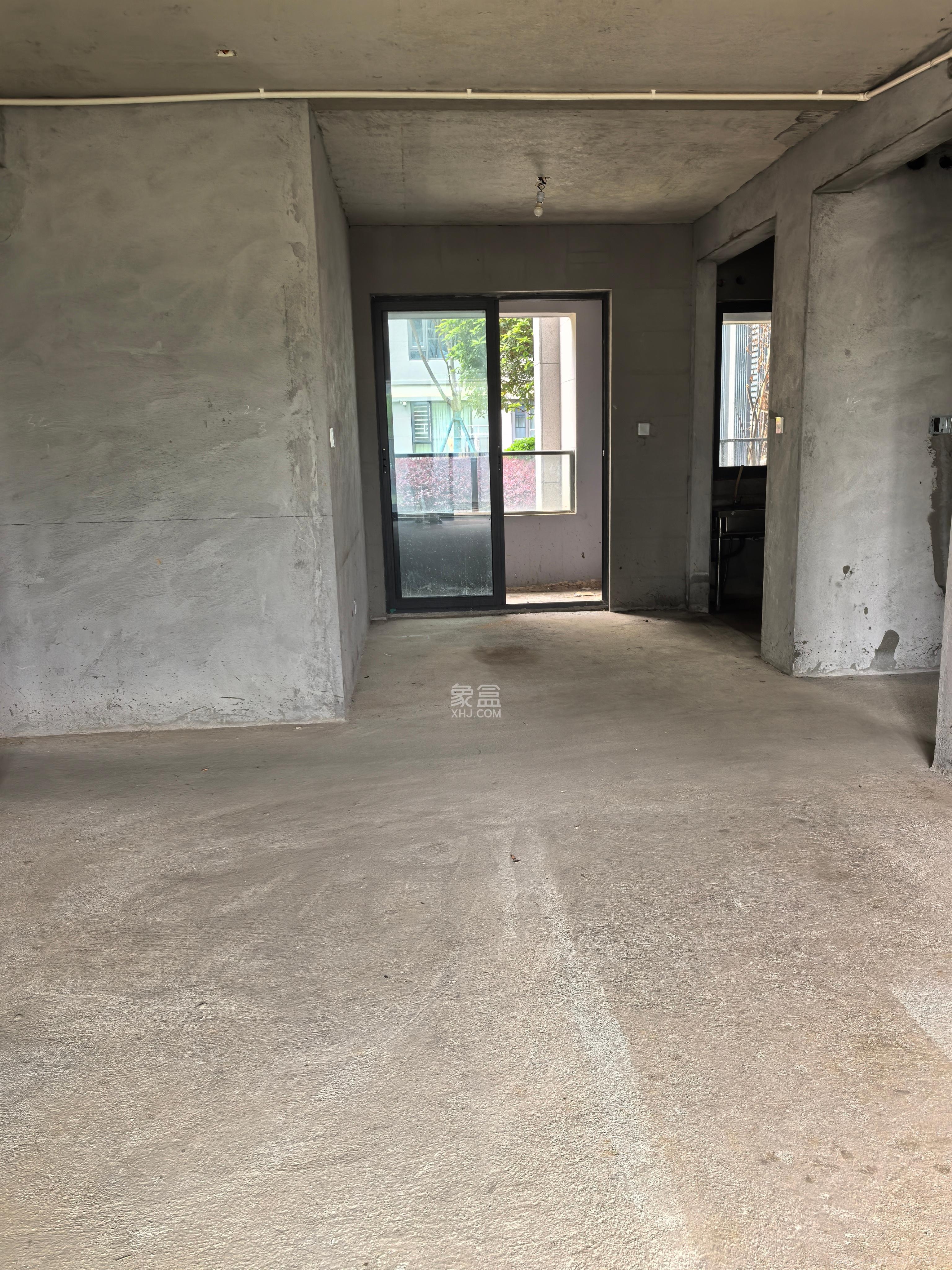 新城明昱东方 4室2厅2卫 1100.0元/月 新城明昱东方 4室2厅2卫 1100.0元/月室内图