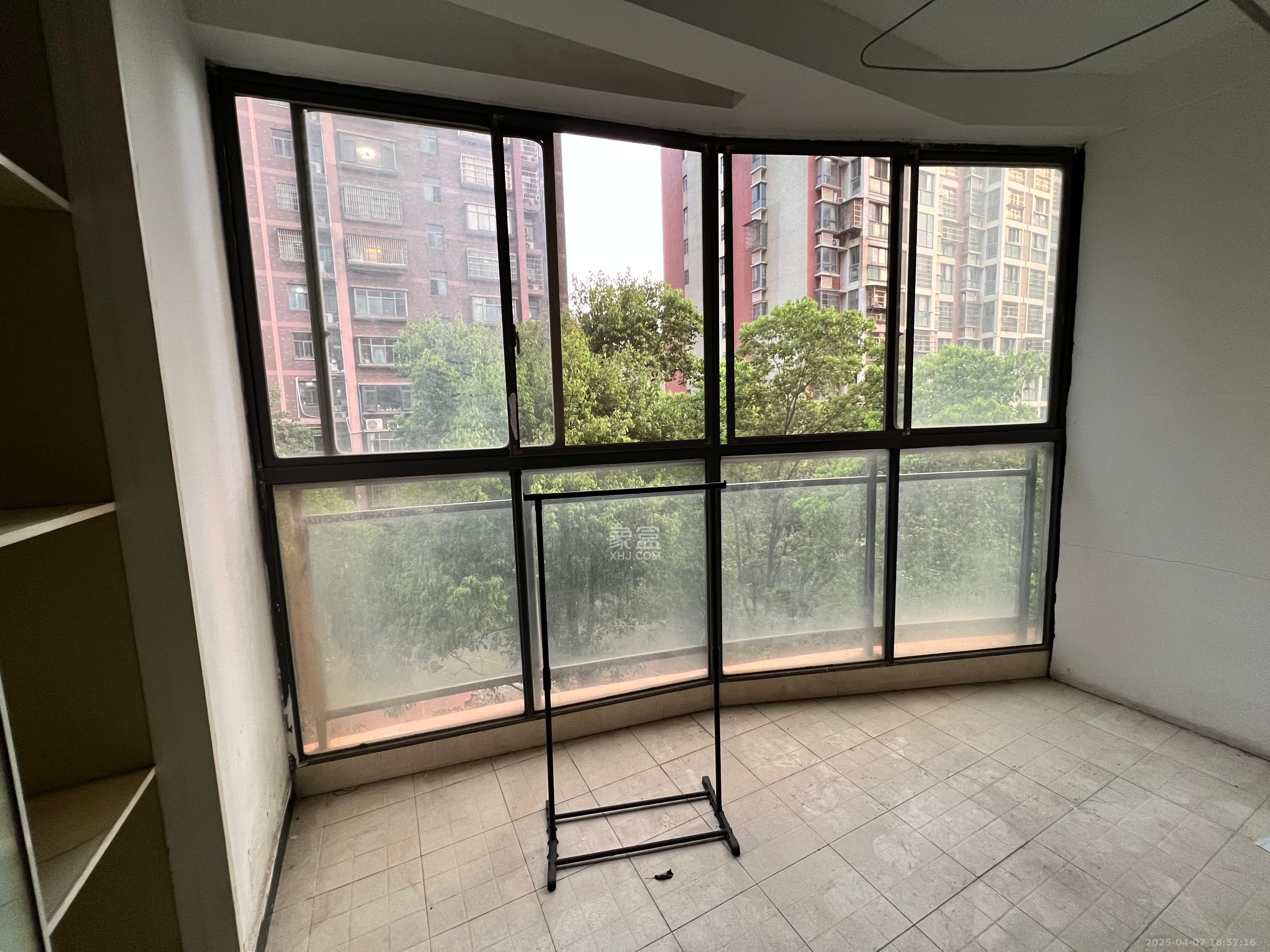 恒盛世家 4室1厅2卫 2000.0元/月 恒盛世家 4室1厅2卫 2000.0元/月室内图