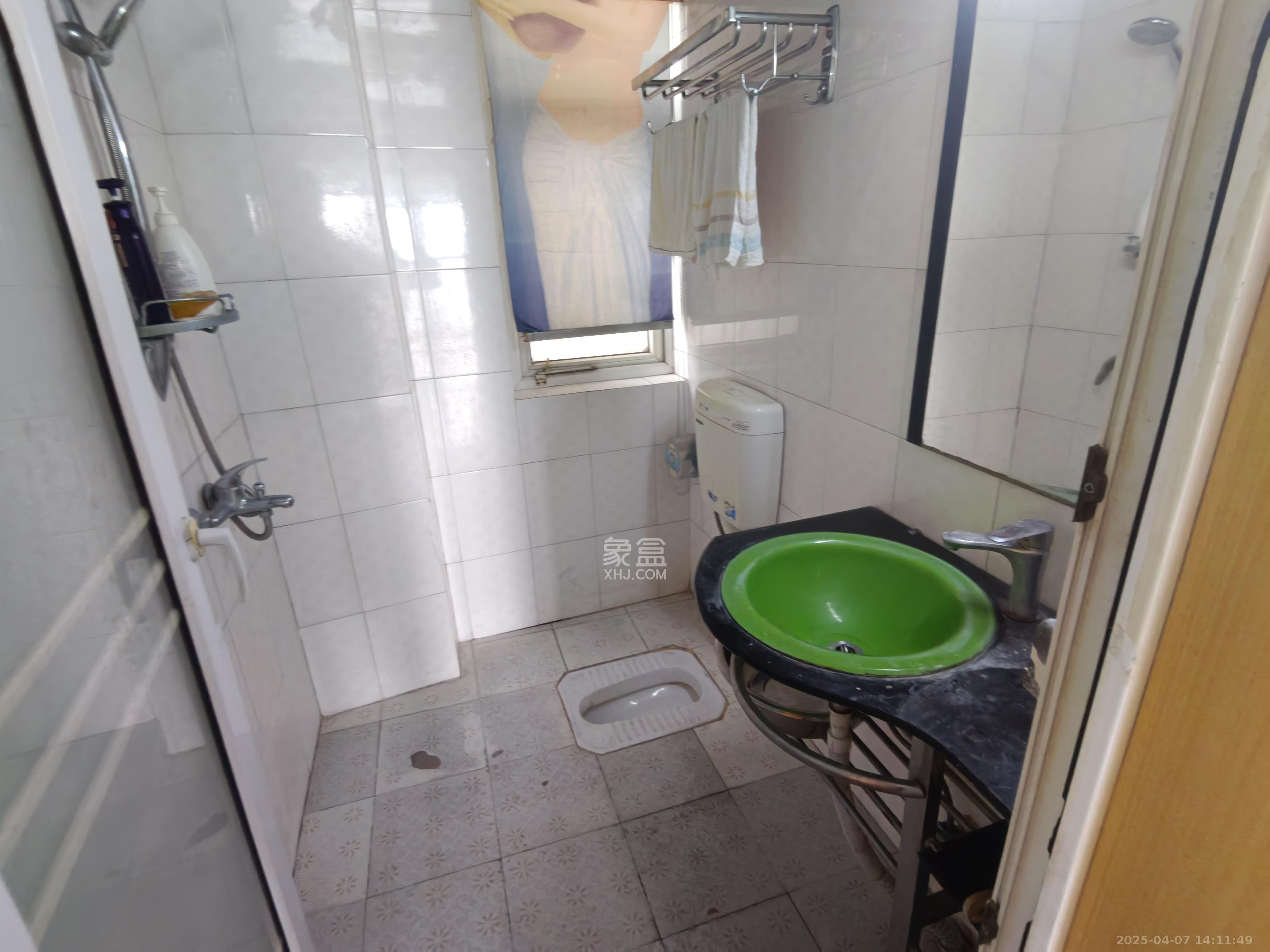 未来现代城 2室2厅1卫 1700.0元/月 未来现代城 2室2厅1卫 1700.0元/月室内图