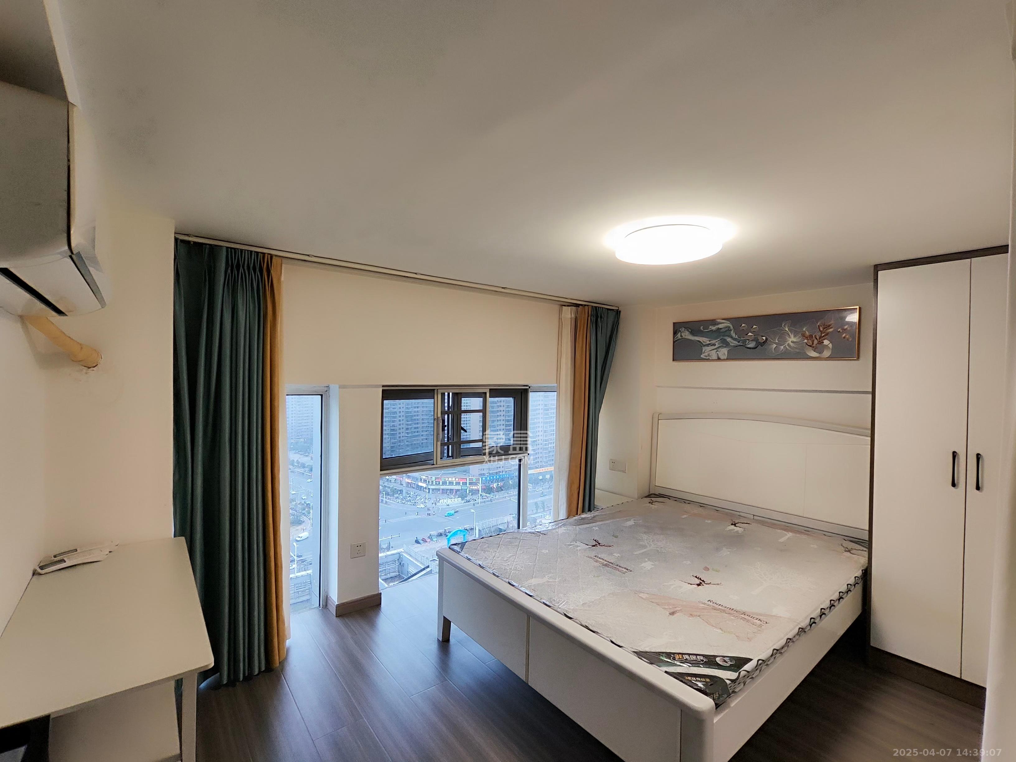 太阳城 2室2厅1卫 1900.0元/月 太阳城 2室2厅1卫 1900.0元/月室内图