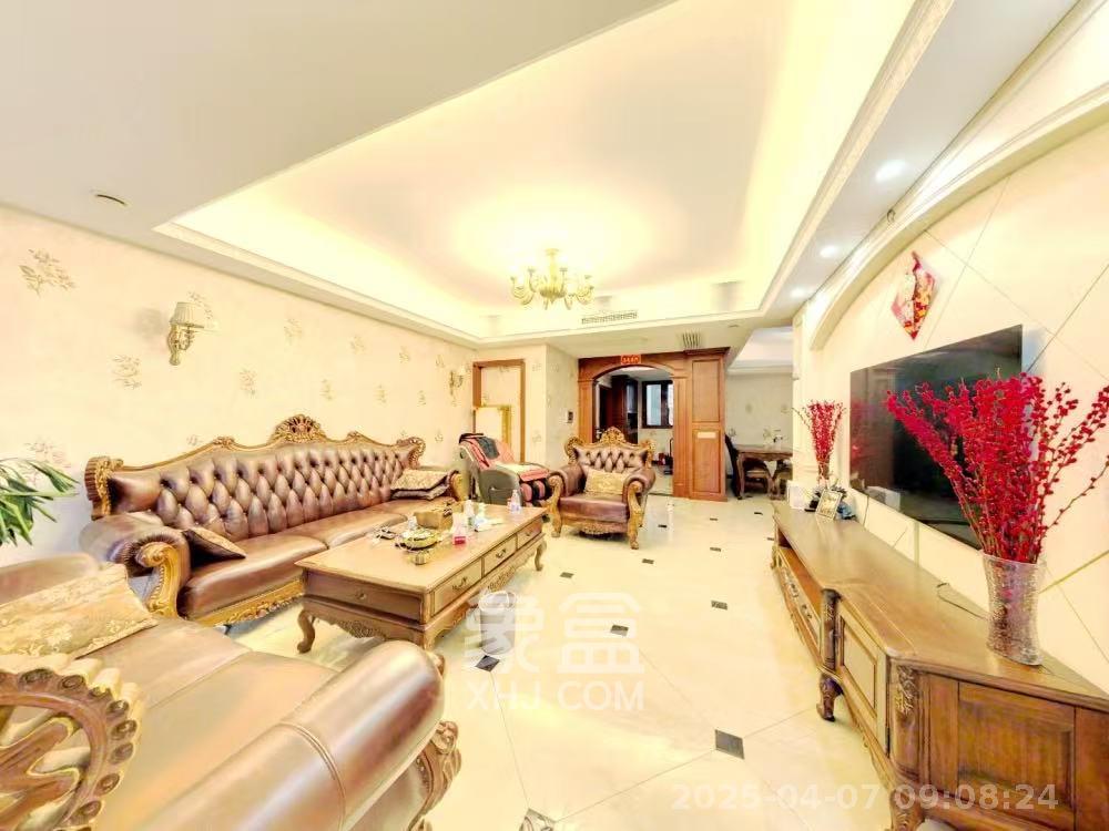 金科东方大院三四期 3室2厅2卫 3200.0元/月 金科东方大院三四期 3室2厅2卫 3200.0元/月室内图