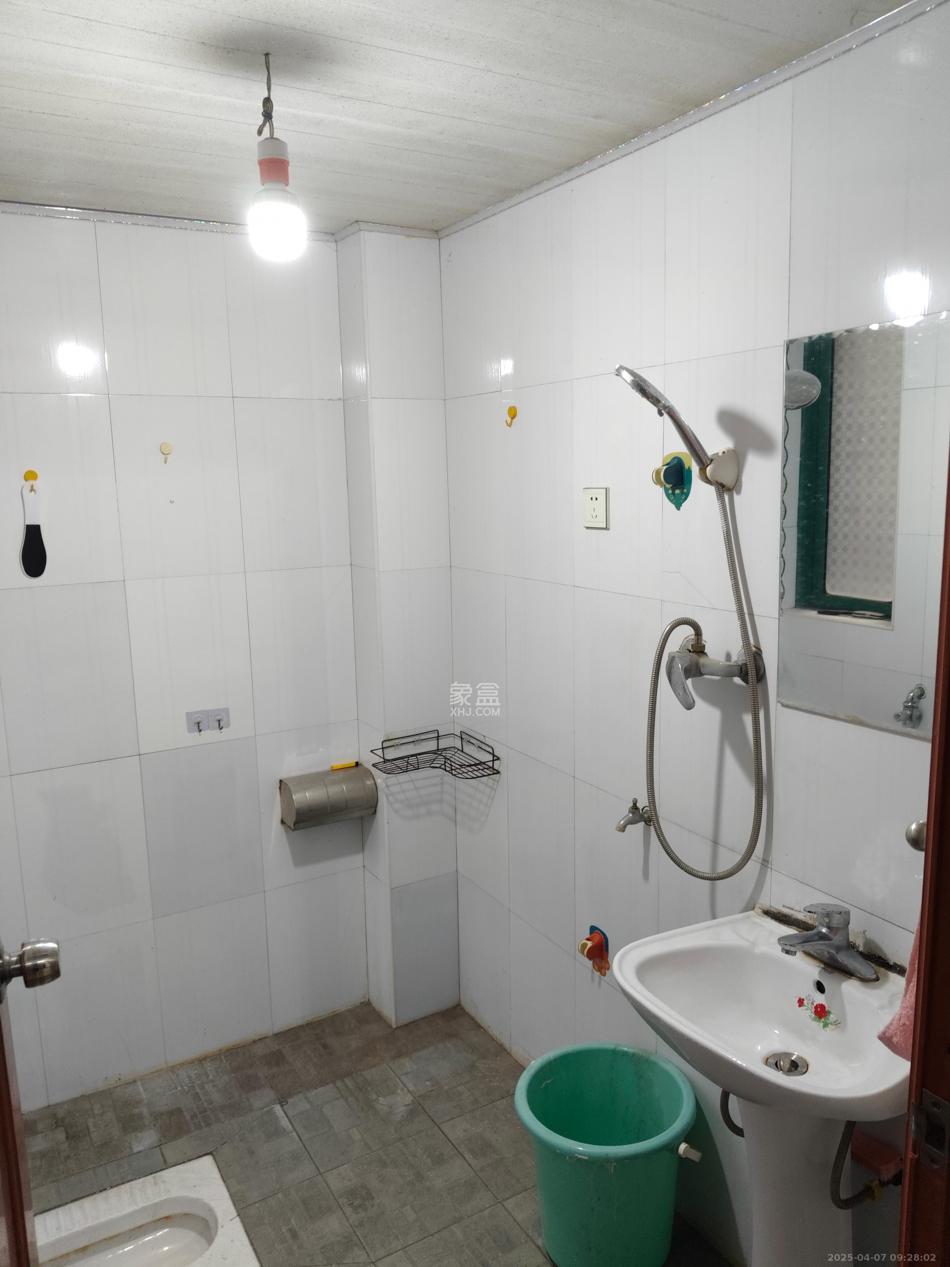 水印康桥  2室1厅1卫    1300.0元/月 水印康桥  2室1厅1卫    1300.0元/月室内图