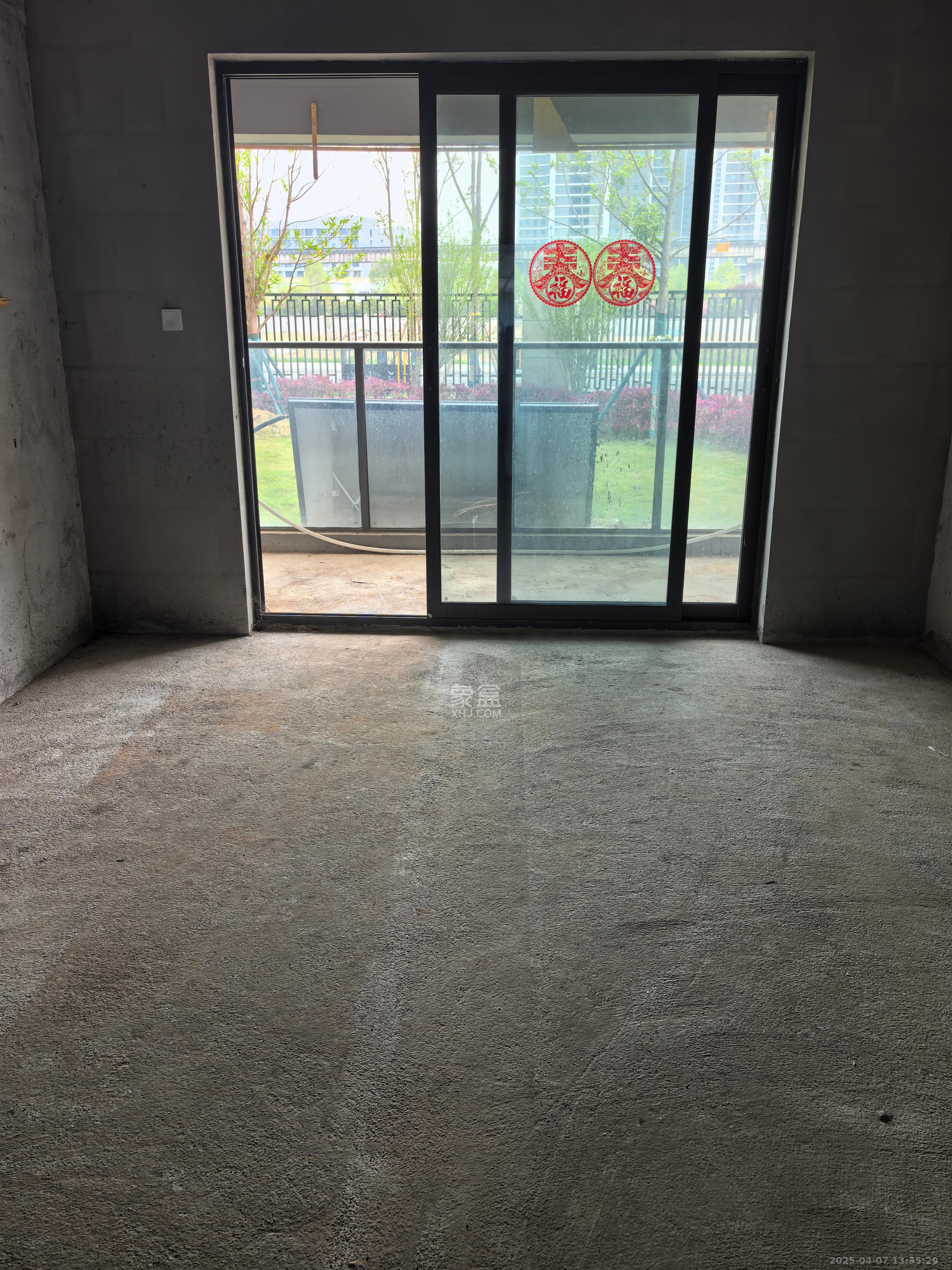 新城明昱东方 4室2厅2卫 1100.0元/月 新城明昱东方 4室2厅2卫 1100.0元/月室内图