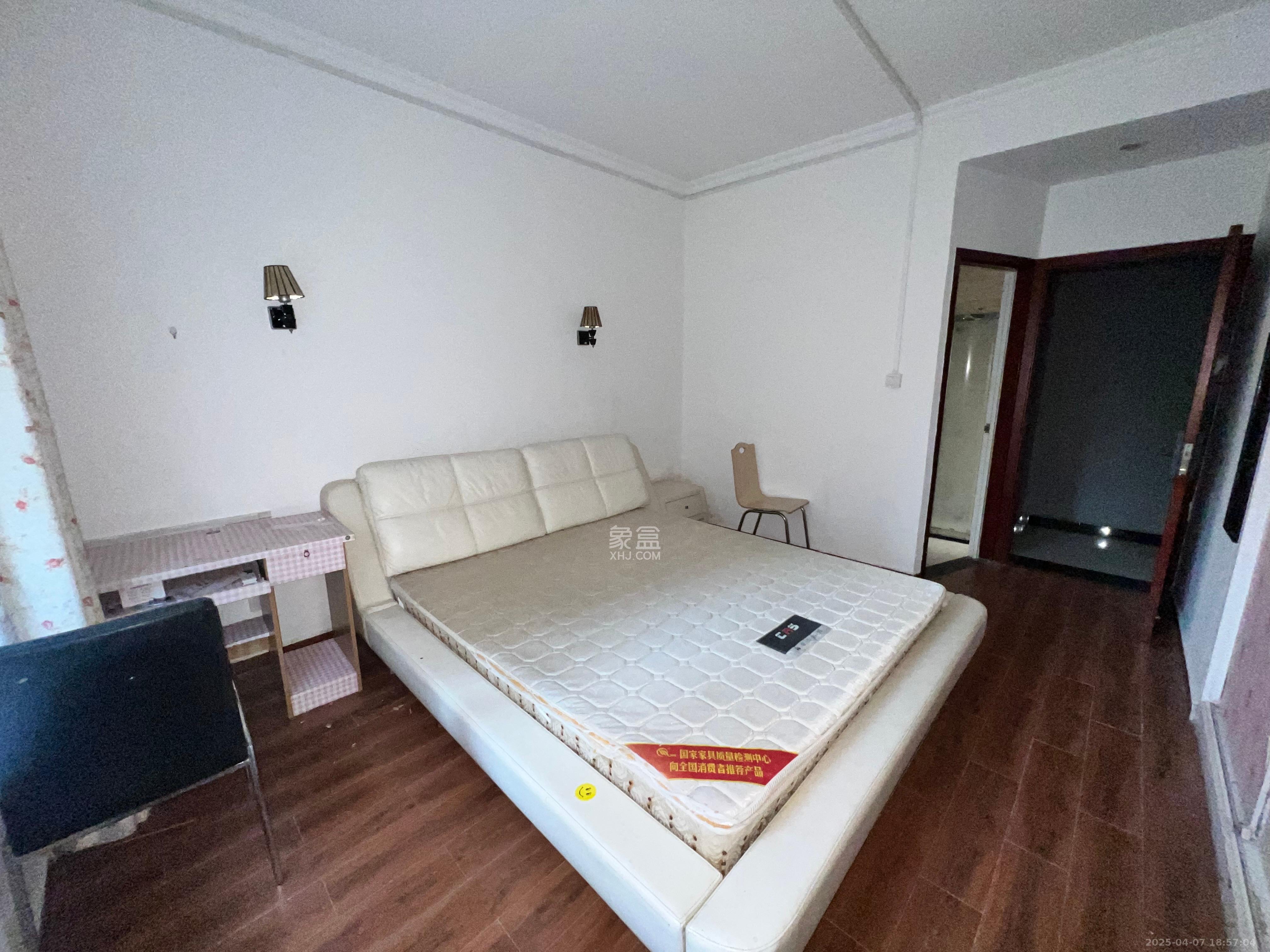 恒盛世家 4室1厅2卫 2000.0元/月 恒盛世家 4室1厅2卫 2000.0元/月室内图