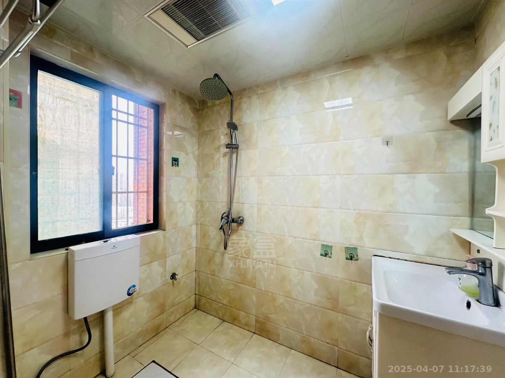 东鼎紫园 2室2厅1卫 1900.0元/月 东鼎紫园 2室2厅1卫 1900.0元/月室内图