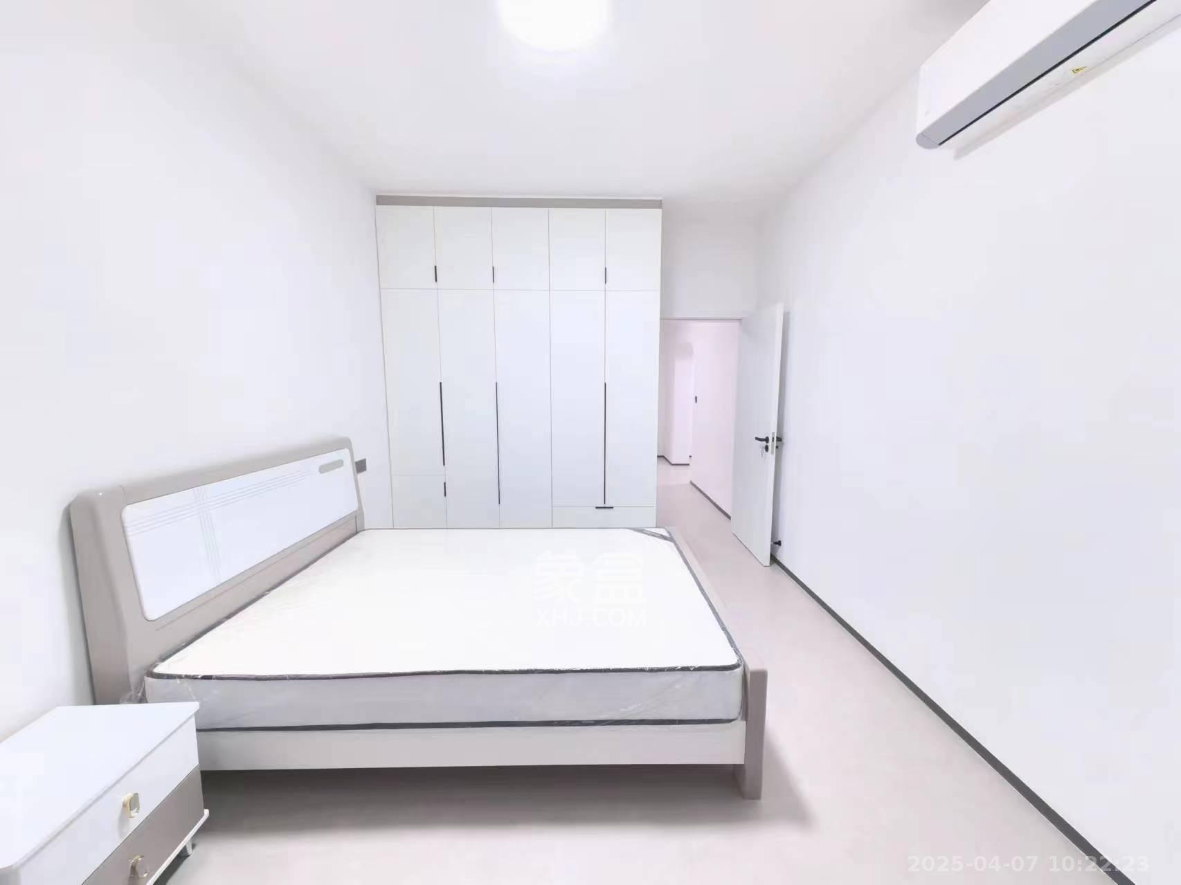 明德宿舍崇文楼（泰安小院）  3室2厅1卫   3200.00元/月室内图