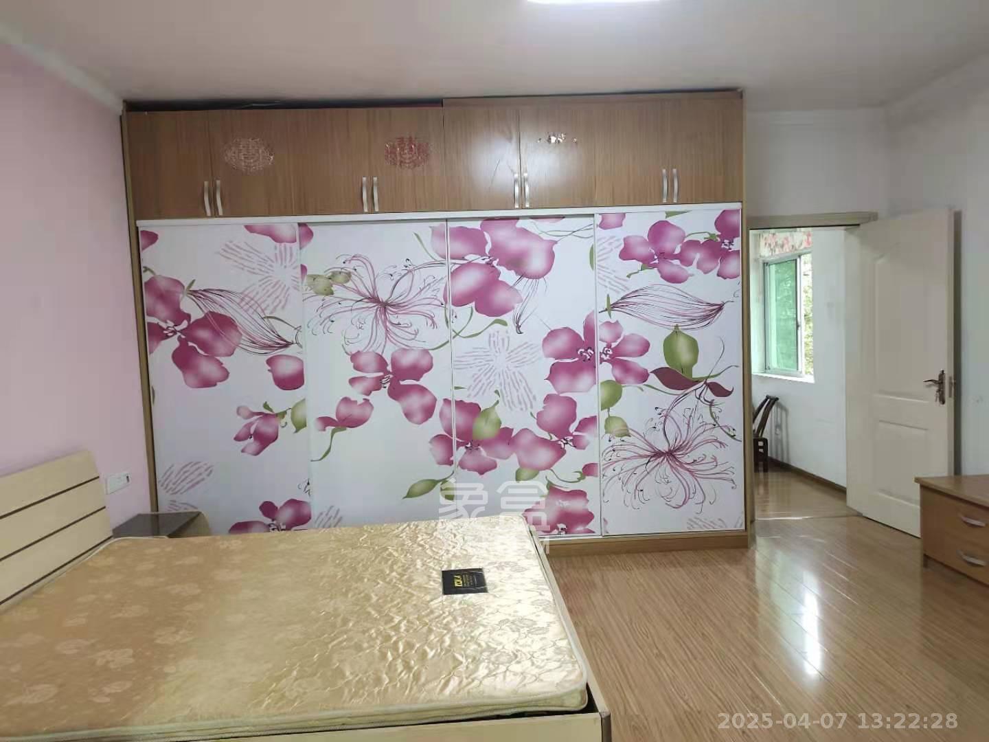 浦沅生活一区  1室1厅1卫   1400.00元/月室内图