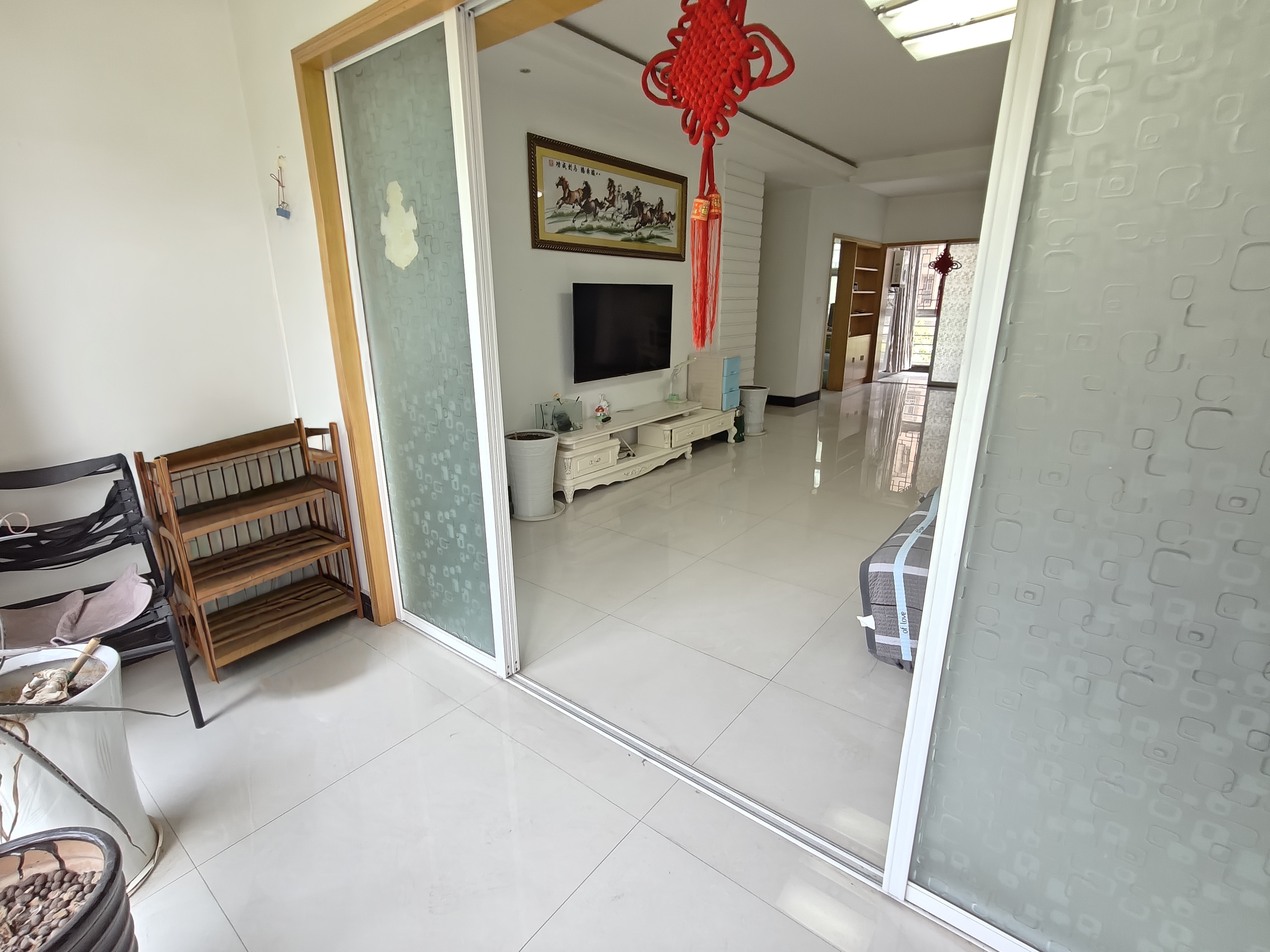 金凤川紫 3室2厅2卫 1200.0元/月 金凤川紫 3室2厅2卫 1200.0元/月室内图