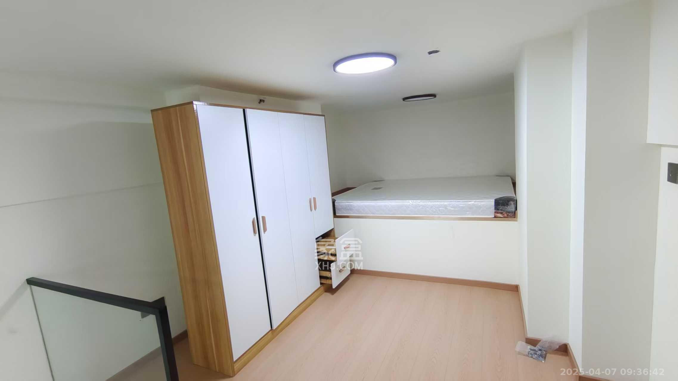 福晟翡翠湾  2室2厅1卫   2400.00元/月室内图