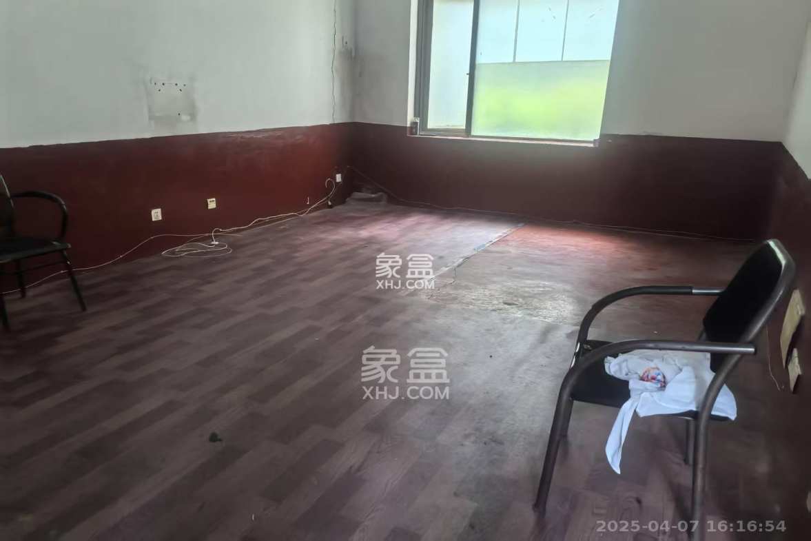 奥林匹克花园 1室2厅2卫 2200.0元/月 奥林匹克花园 1室2厅2卫 2200.0元/月室内图