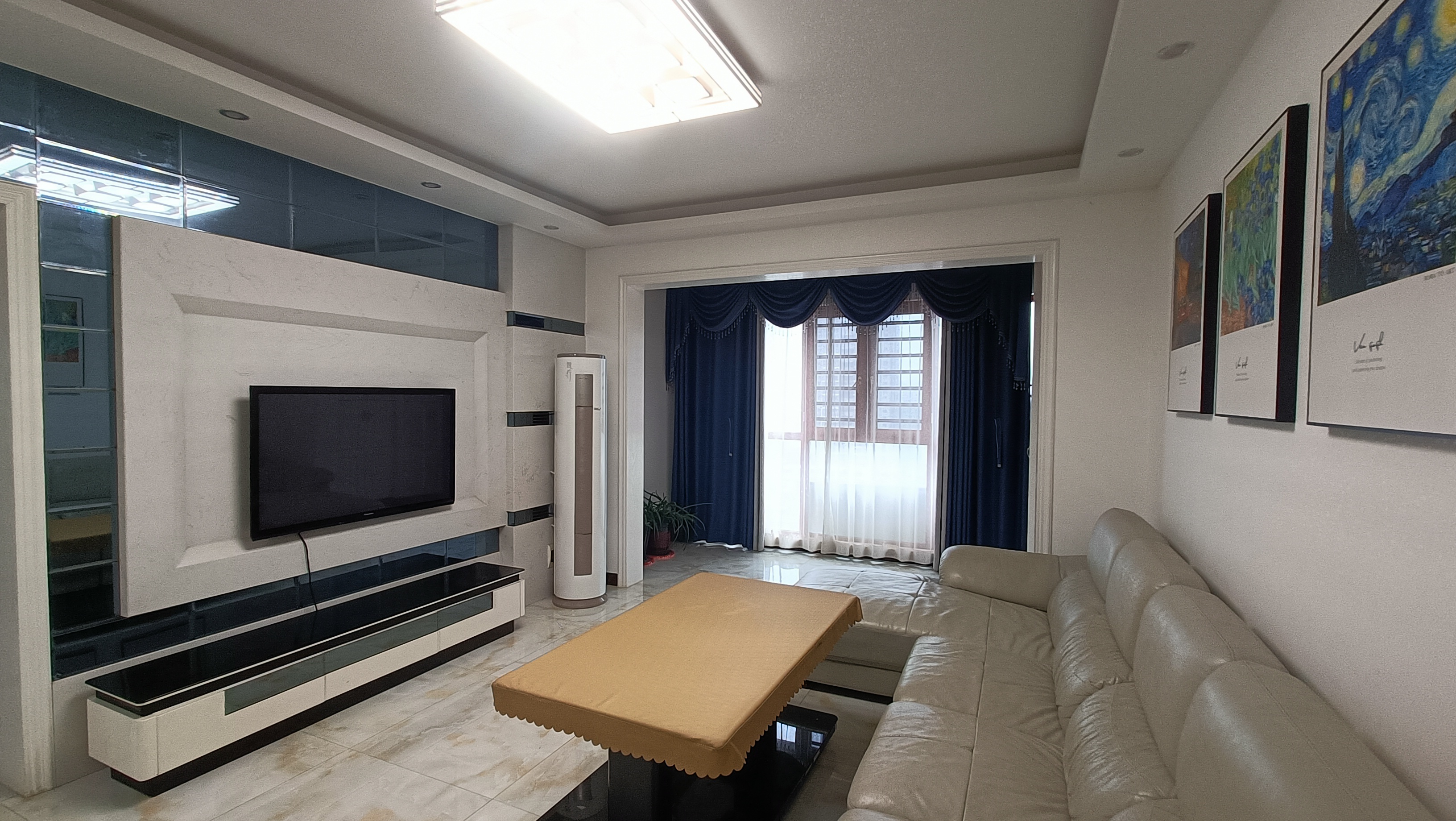 南苑上和二期  4室2厅2卫    2500.0元/月 南苑上和二期  4室2厅2卫    2500.0元/月室内图