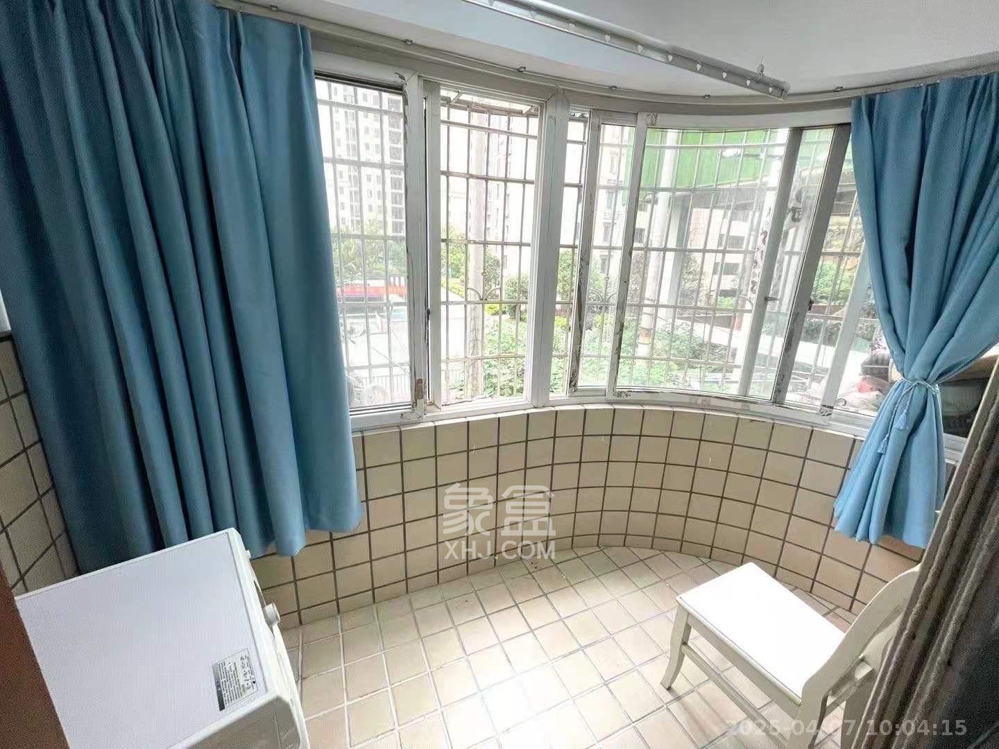 三和公寓  2室2厅1卫   2250.00元/月室内图
