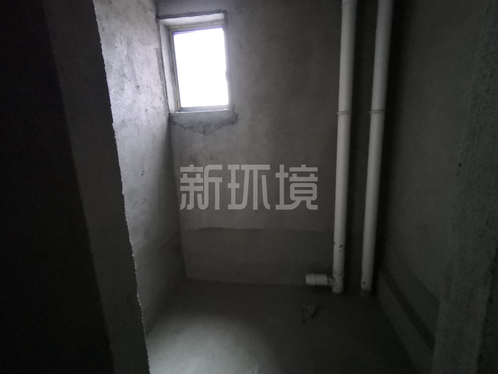 东方明珠  3室2厅2卫    60.0万客厅