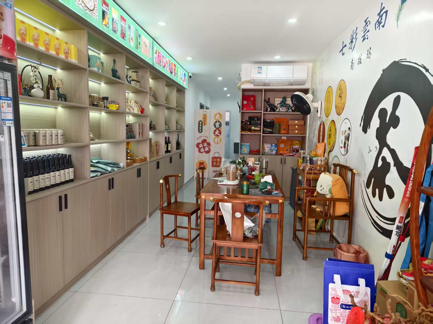 汇隆小区   60.0㎡     3700.00元/月室内图