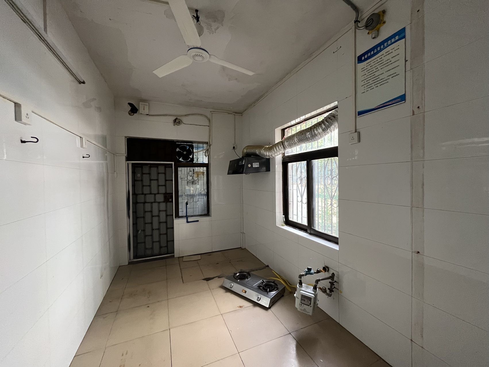 海雁别墅 10室3厅3卫 9000.0元/月 海雁别墅 10室3厅3卫 9000.0元/月室内图