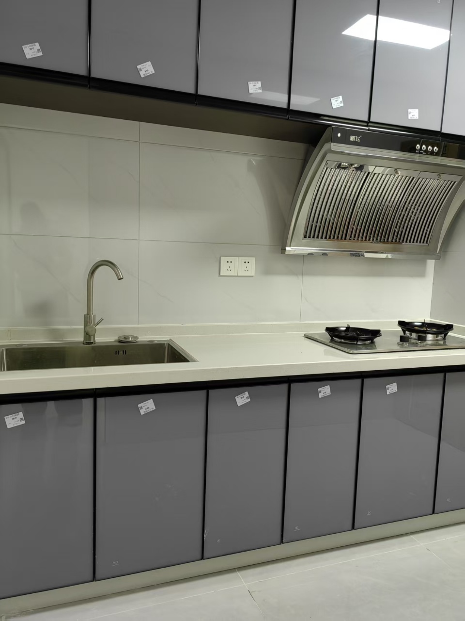 金源大厦 2室2厅1卫 1500.0元/月 金源大厦 2室2厅1卫 1500.0元/月室内图