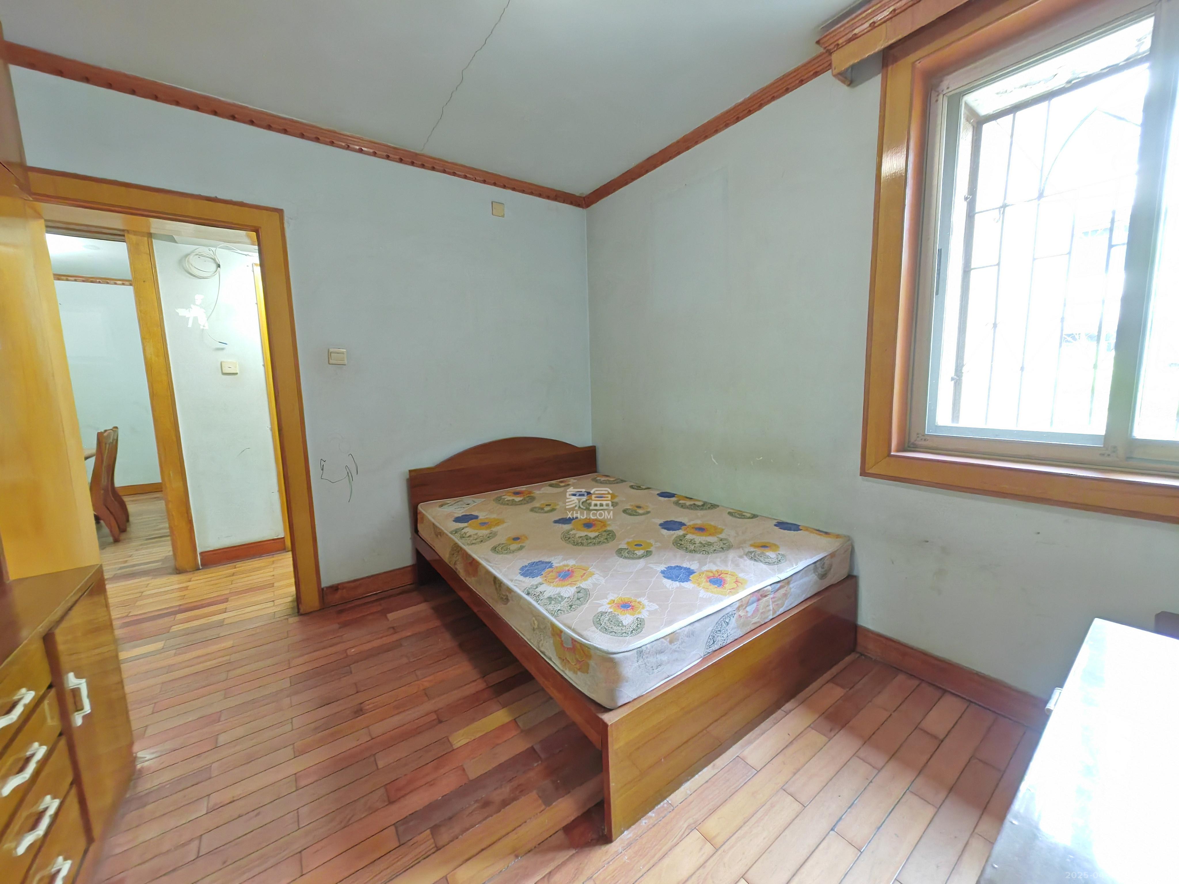 桔园小区卫技新村 3室2厅1卫 1400.0元/月 桔园小区卫技新村 3室2厅1卫 1400.0元/月室内图