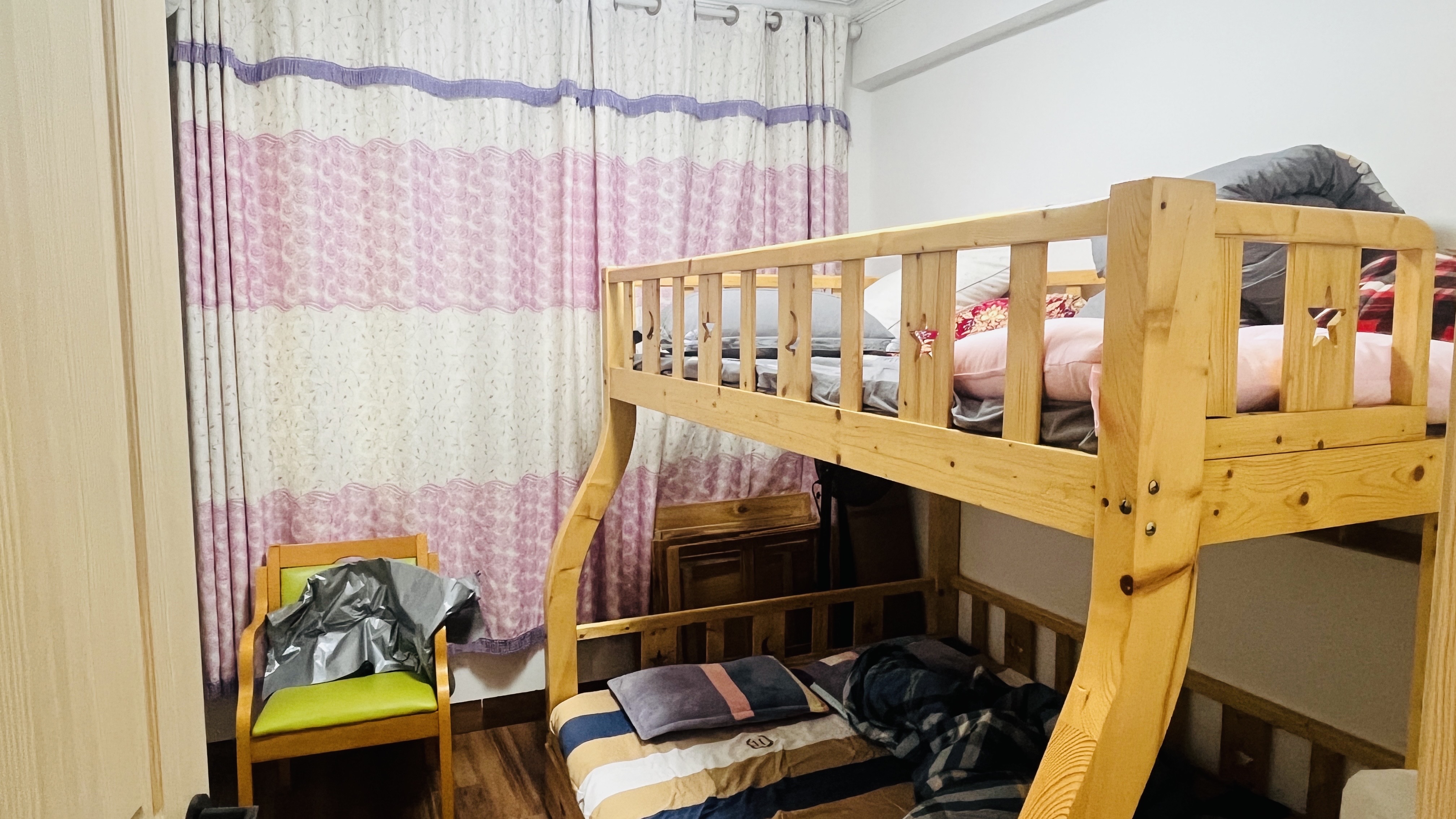 梓山湖领御  2室1厅1卫    48.8万 梓山湖领御  2室1厅1卫    48.8万客厅