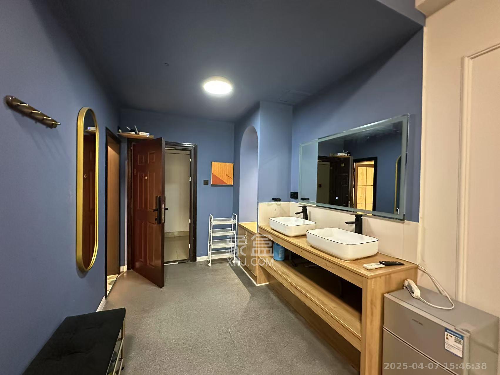 YO领域(领御大厦) 1室1厅1卫 1800.0元/月 YO领域(领御大厦) 1室1厅1卫 1800.0元/月室内图