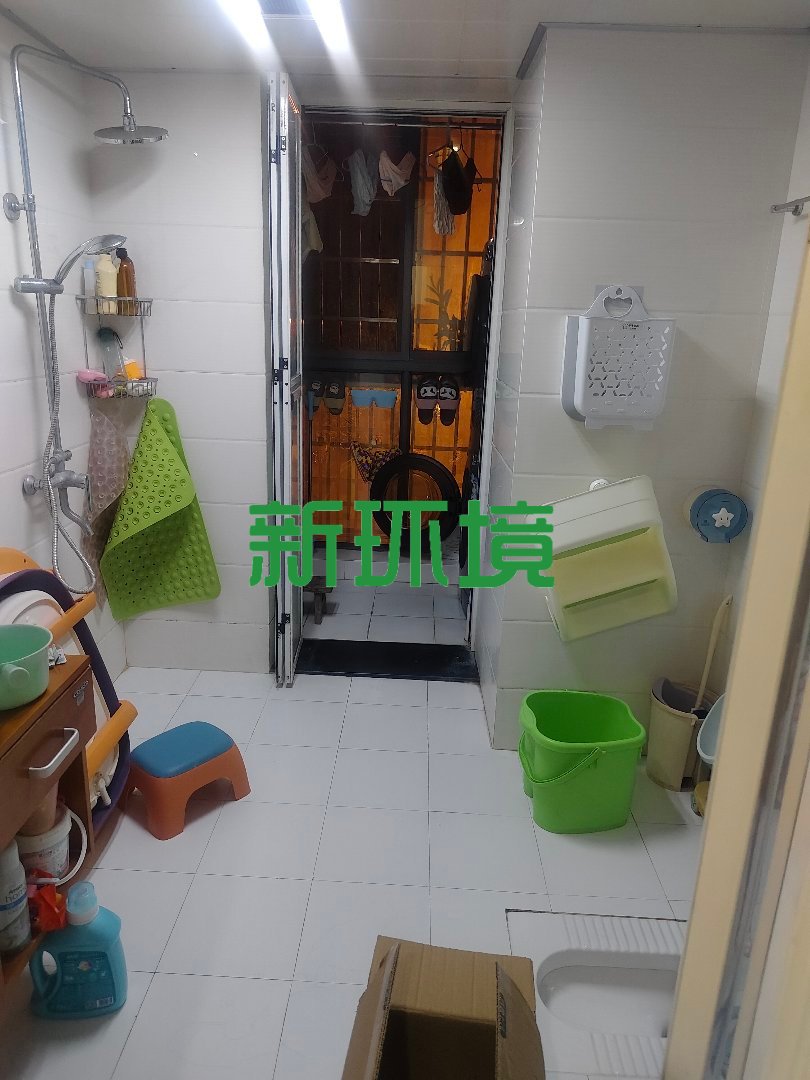 鼎泰逸景园  1室0厅0卫   78.00万客厅