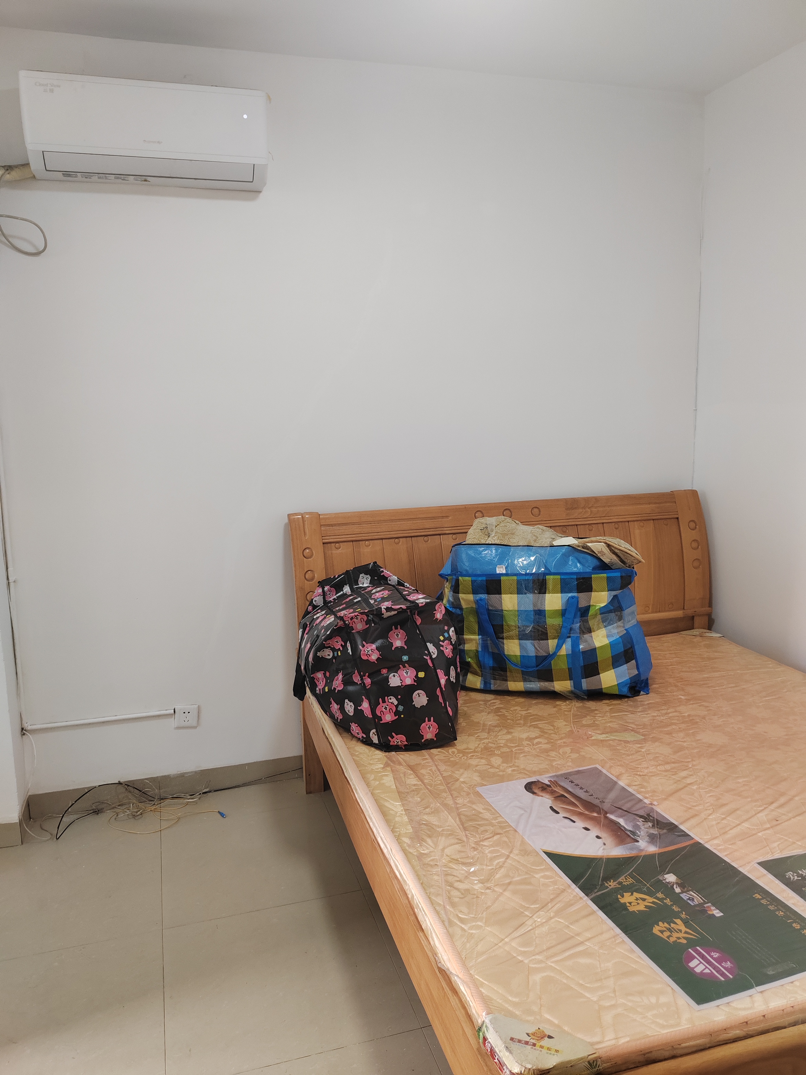 滨海新都 1室1厅1卫 53.0万 滨海新都 1室1厅1卫 53.0万卧室