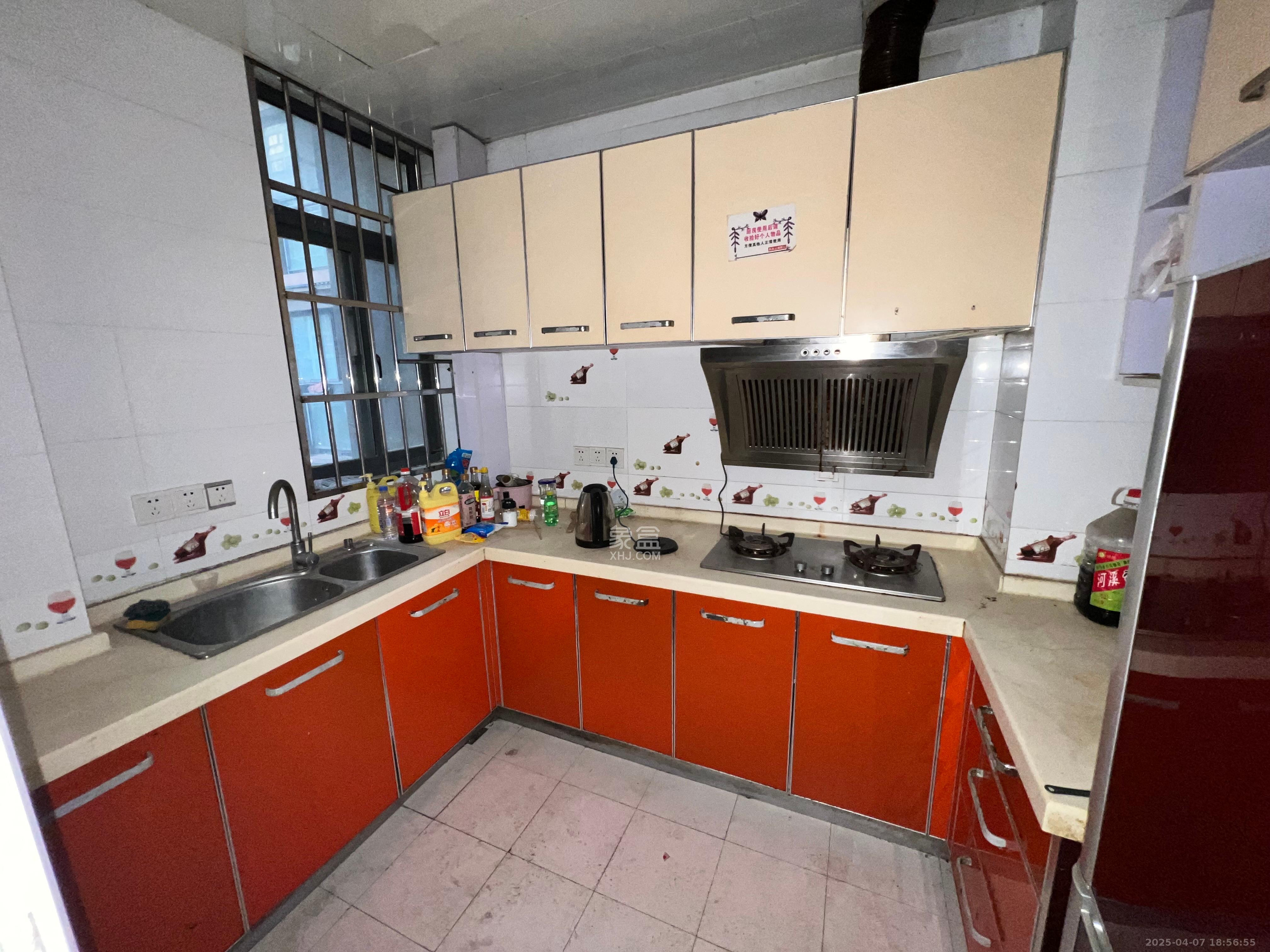 恒盛世家 4室1厅2卫 2000.0元/月 恒盛世家 4室1厅2卫 2000.0元/月室内图