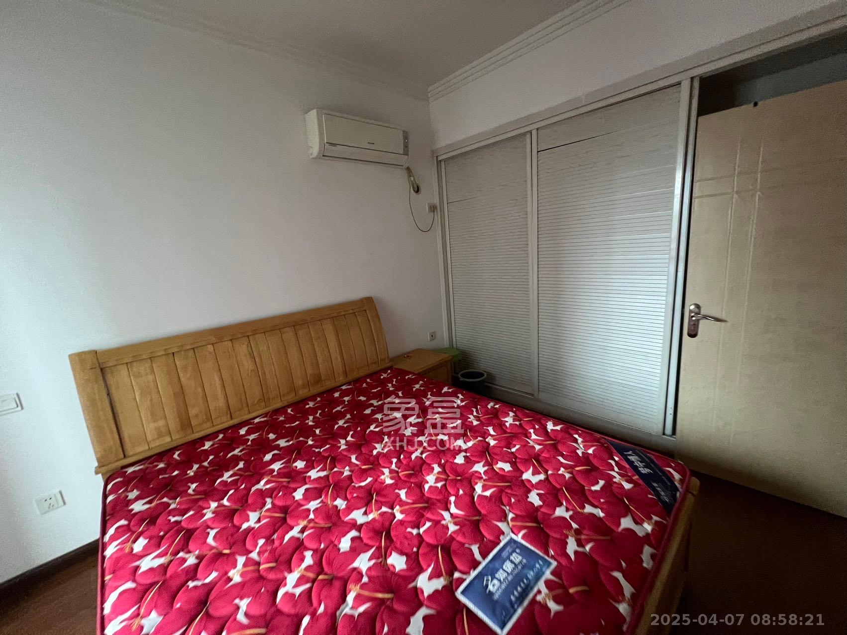 西子一间 2室1厅1卫 2200.0元/月 西子一间 2室1厅1卫 2200.0元/月室内图