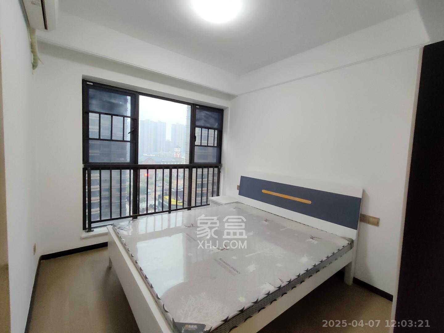 润和美郡(润和紫郡五期) 4室2厅2卫 2600.0元/月 润和美郡(润和紫郡五期) 4室2厅2卫 2600.0元/月室内图