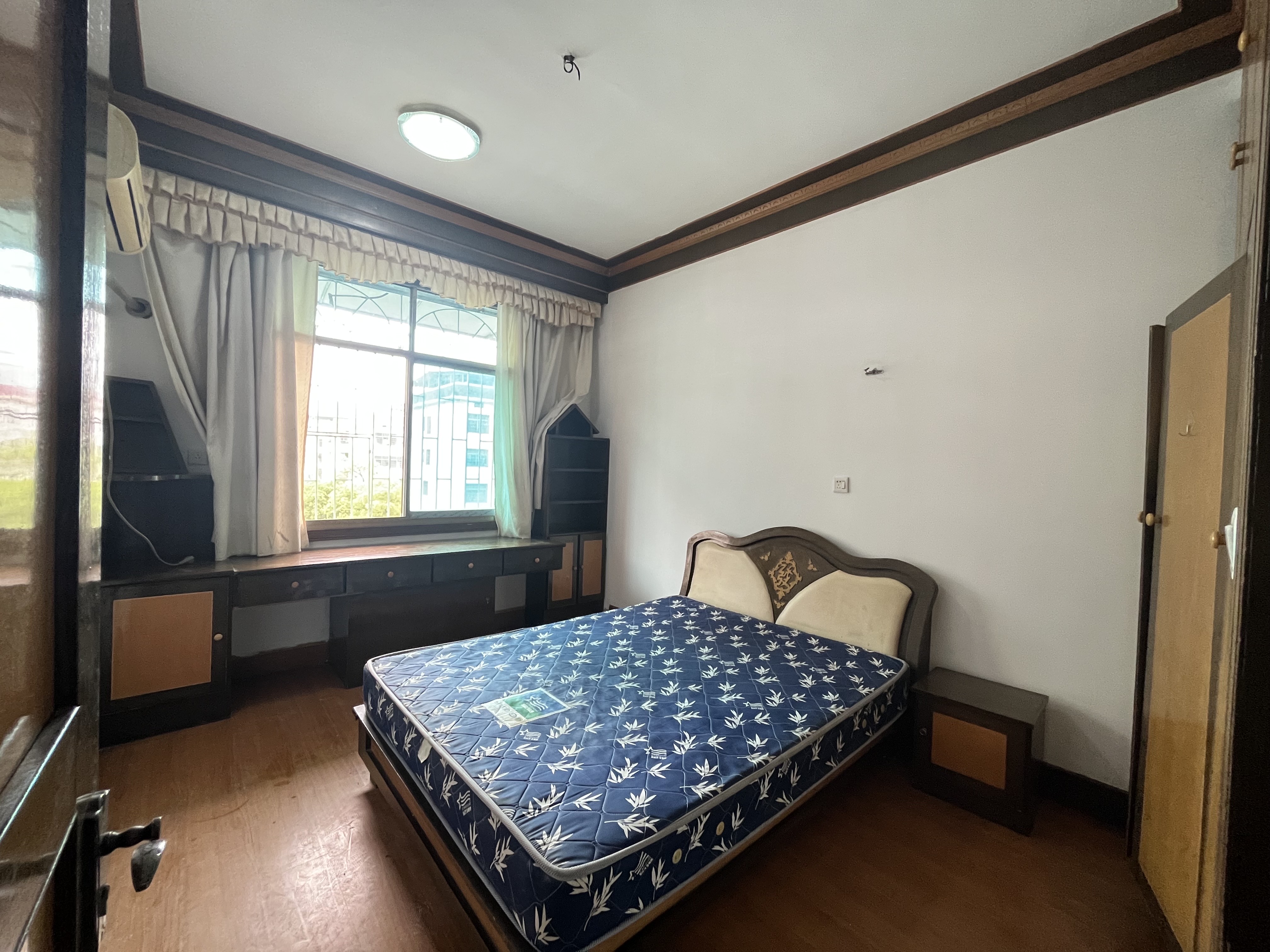 娄星区畜牧水产局+经管局 4室2厅2卫 1380.0元/月 娄星区畜牧水产局+经管局 4室2厅2卫 1380.0元/月室内图