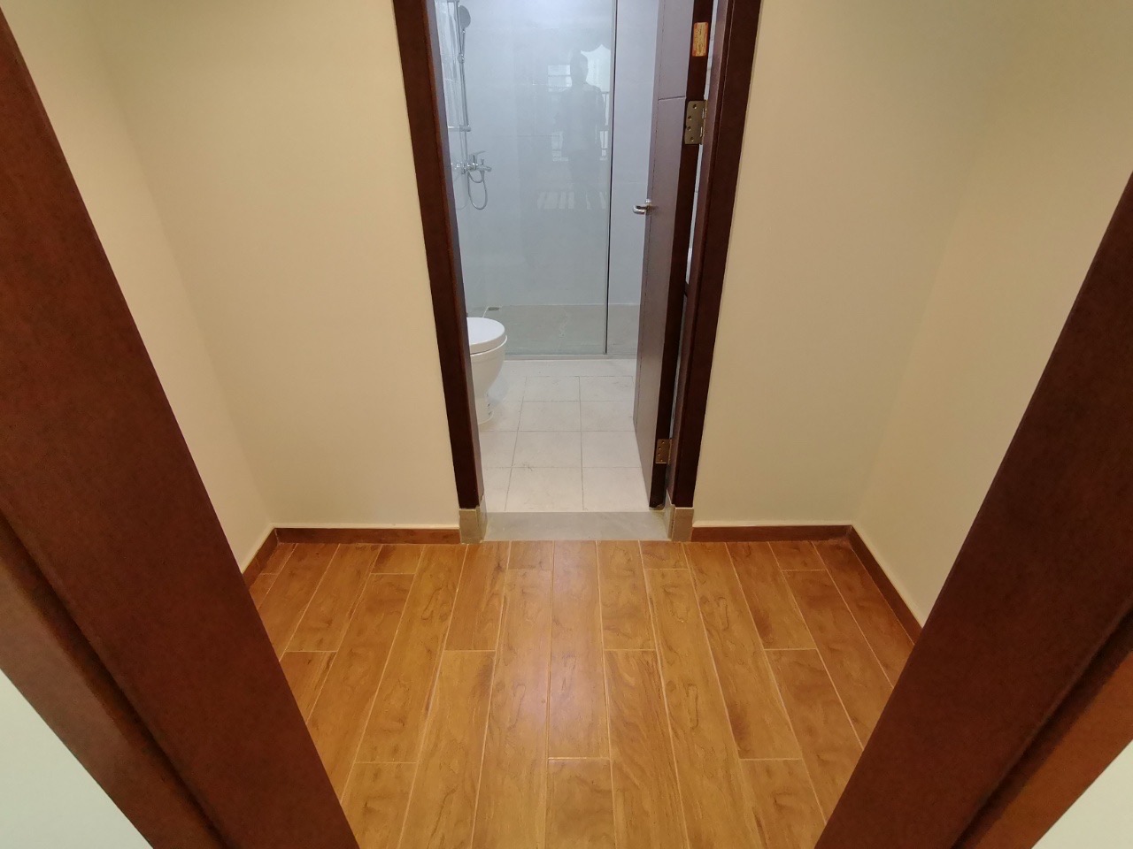 星华海岸城三期 3室2厅2卫 172.0万 星华海岸城三期 3室2厅2卫 172.0万客厅