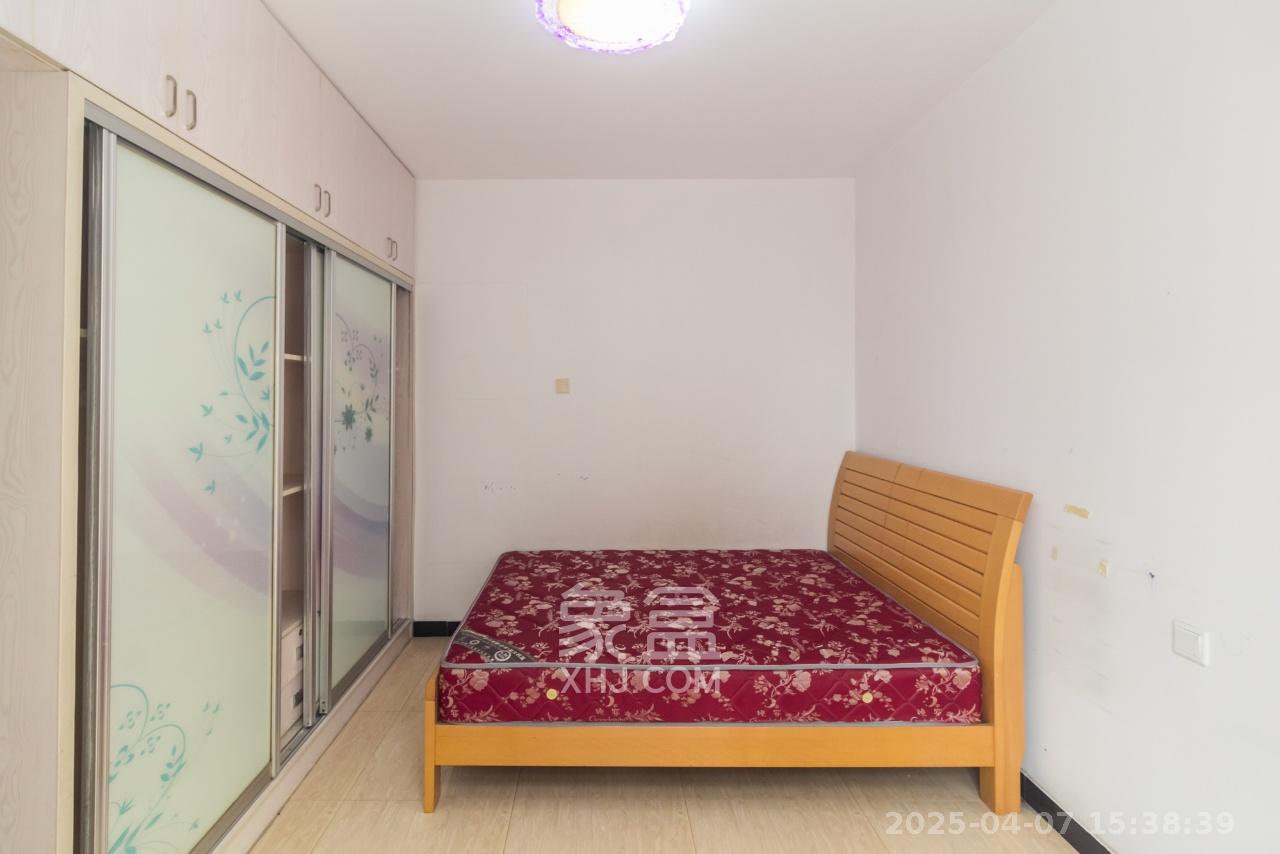 圣力华苑 2室2厅1卫 1400.0元/月 圣力华苑 2室2厅1卫 1400.0元/月室内图