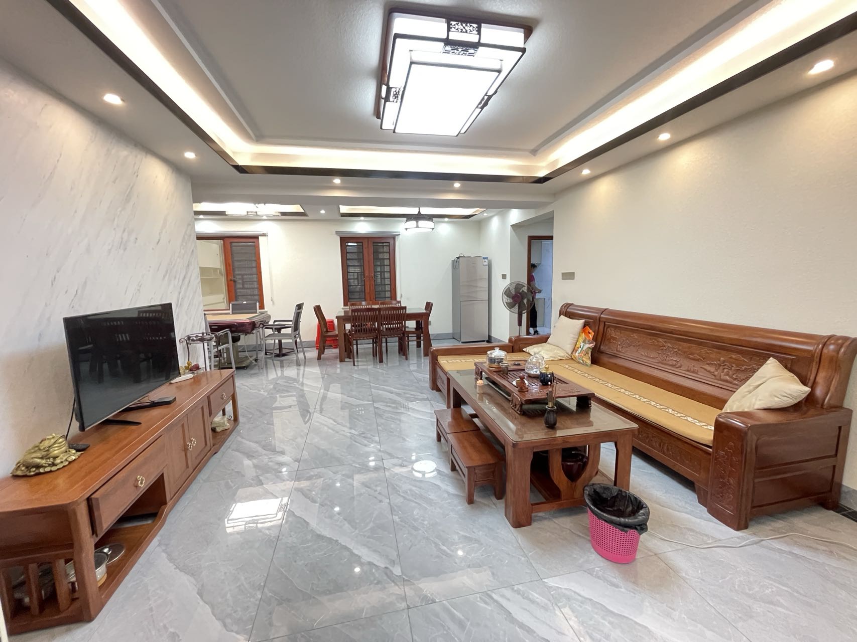东方文华府  3室2厅2卫   3600.00元/月室内图