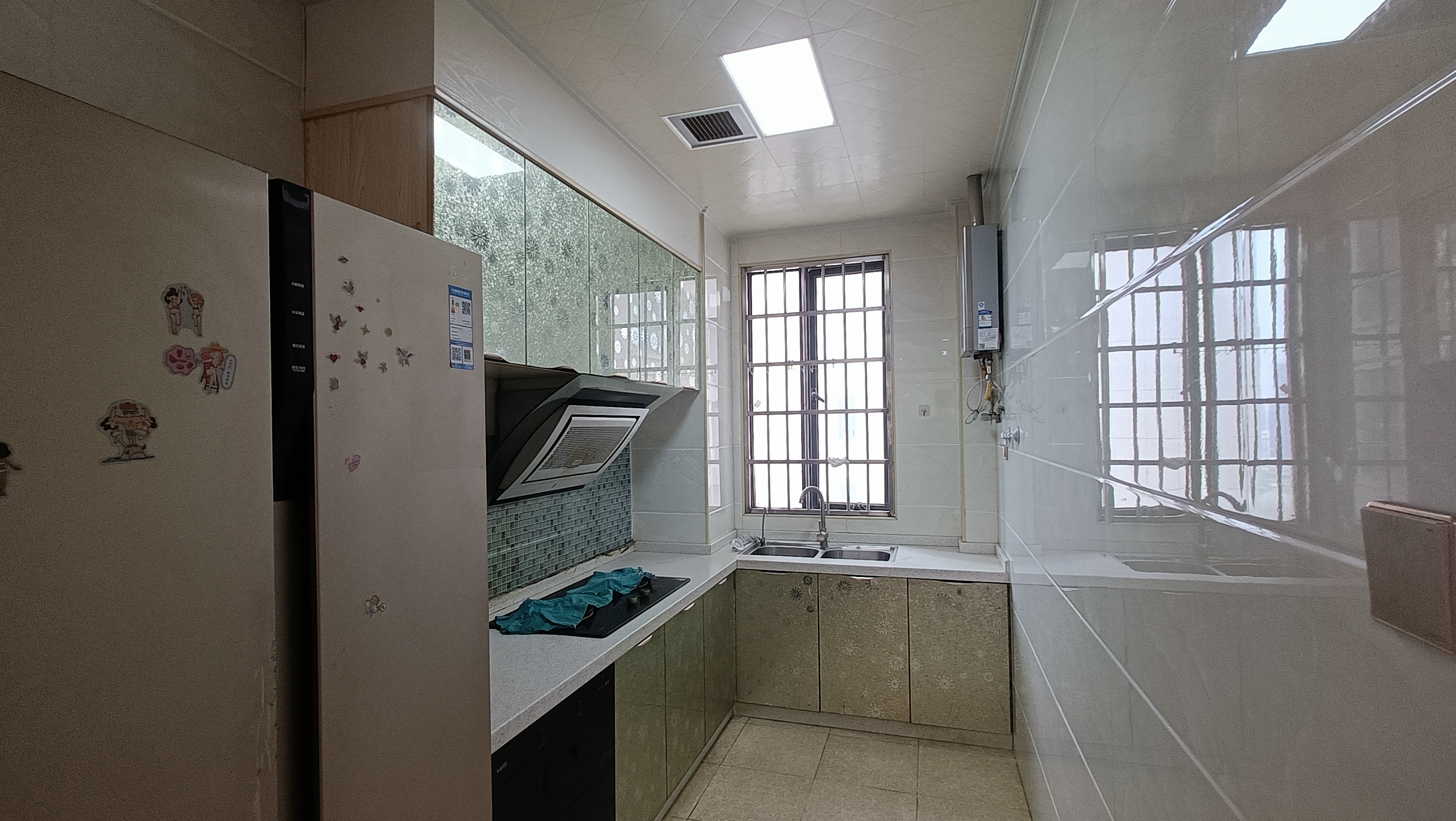 南苑上和二期  4室2厅2卫    2500.0元/月 南苑上和二期  4室2厅2卫    2500.0元/月室内图