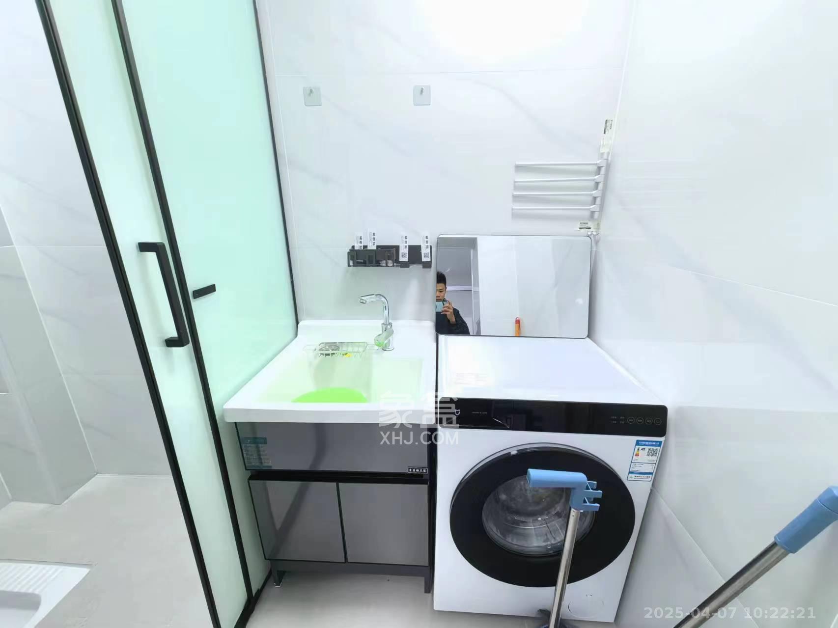 明德宿舍崇文楼(泰安小院) 3室2厅1卫 3200.0元/月 明德宿舍崇文楼(泰安小院) 3室2厅1卫 3200.0元/月室内图