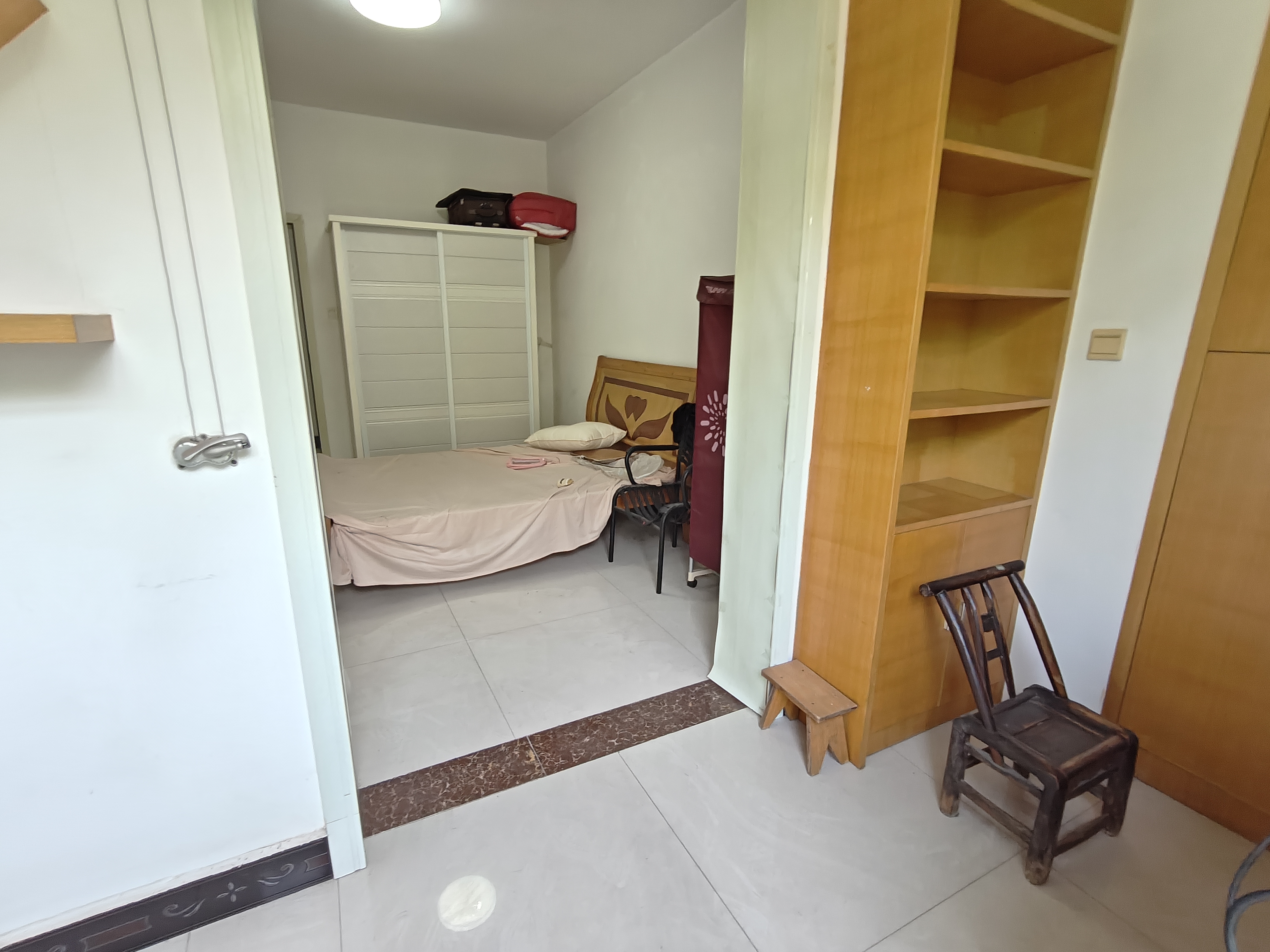 金凤川紫 3室2厅2卫 1200.0元/月 金凤川紫 3室2厅2卫 1200.0元/月室内图