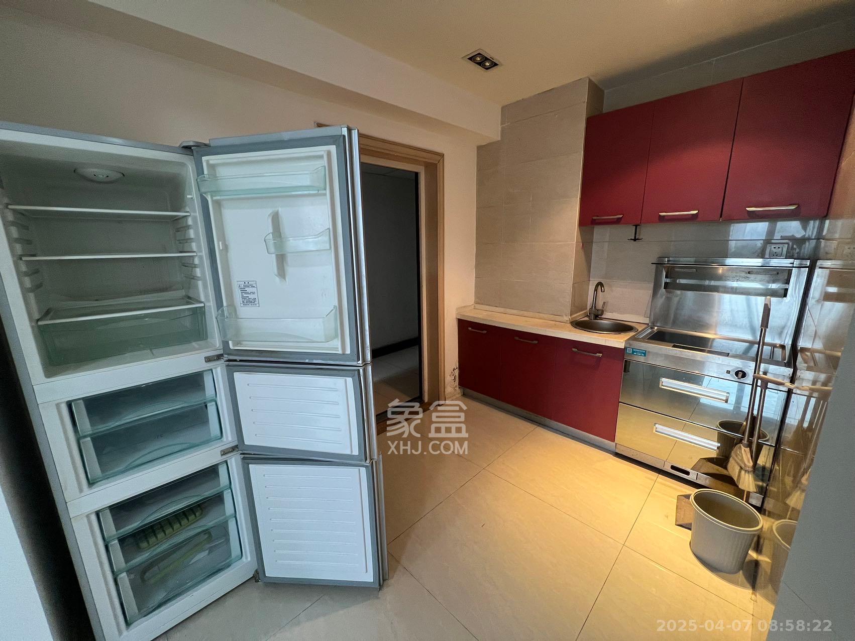 西子一间 2室1厅1卫 2200.0元/月 西子一间 2室1厅1卫 2200.0元/月室内图